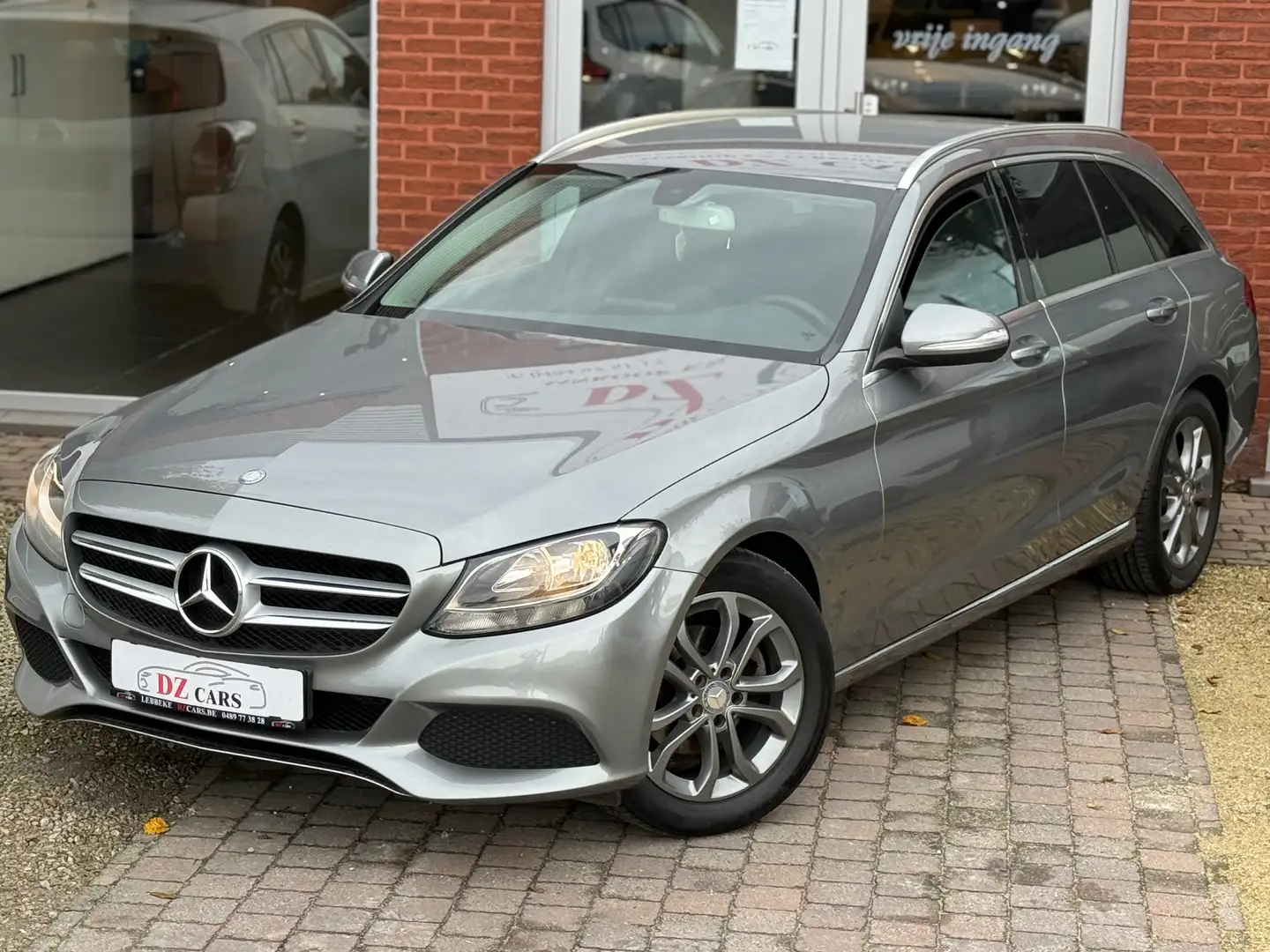 Mercedes-Benz C 200 D AVANTGARDE 136PK |✅NAVI | CAMERA | LEDER | USB Grijs - 2
