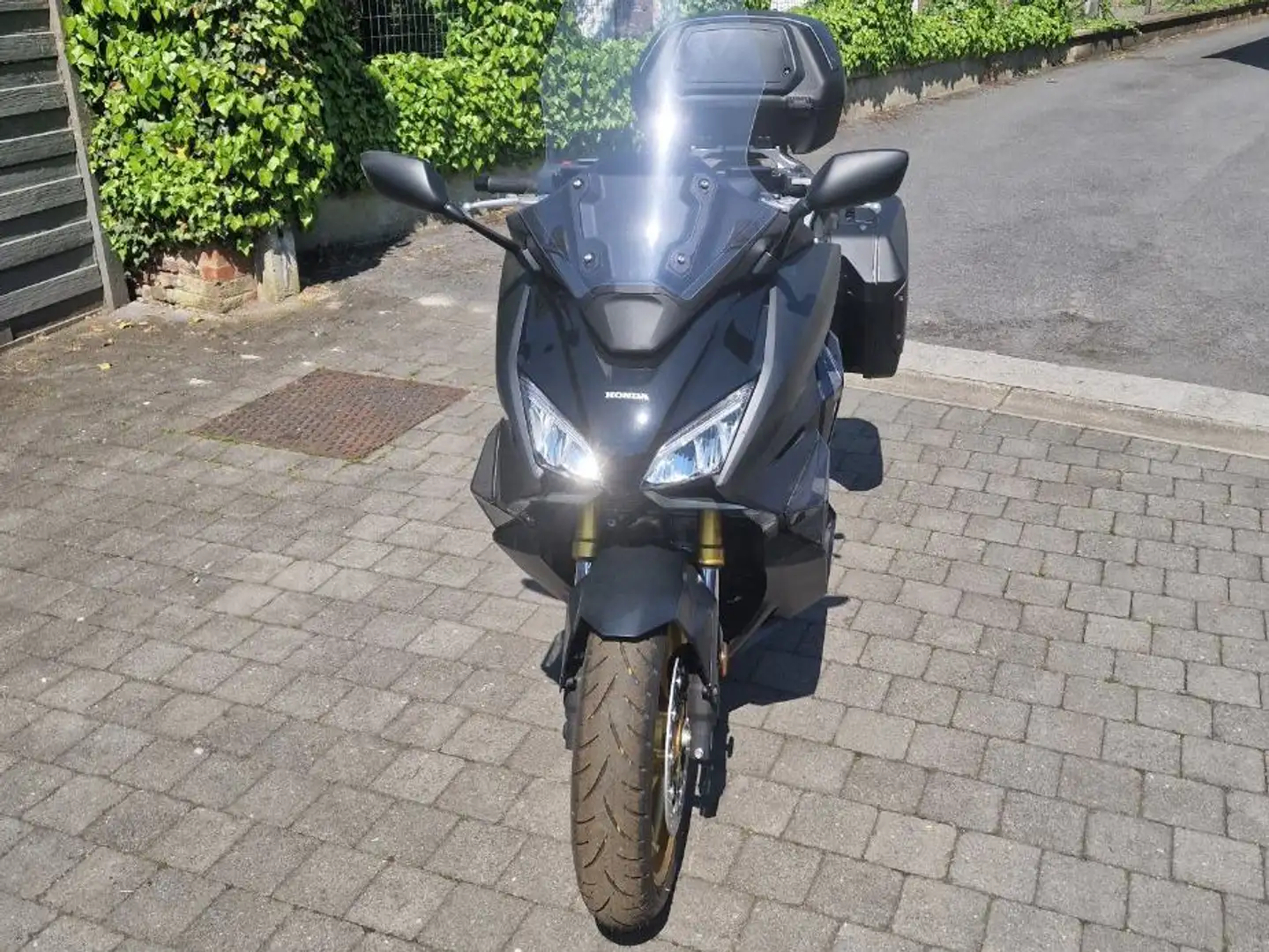Honda Forza 750 Negru - 1
