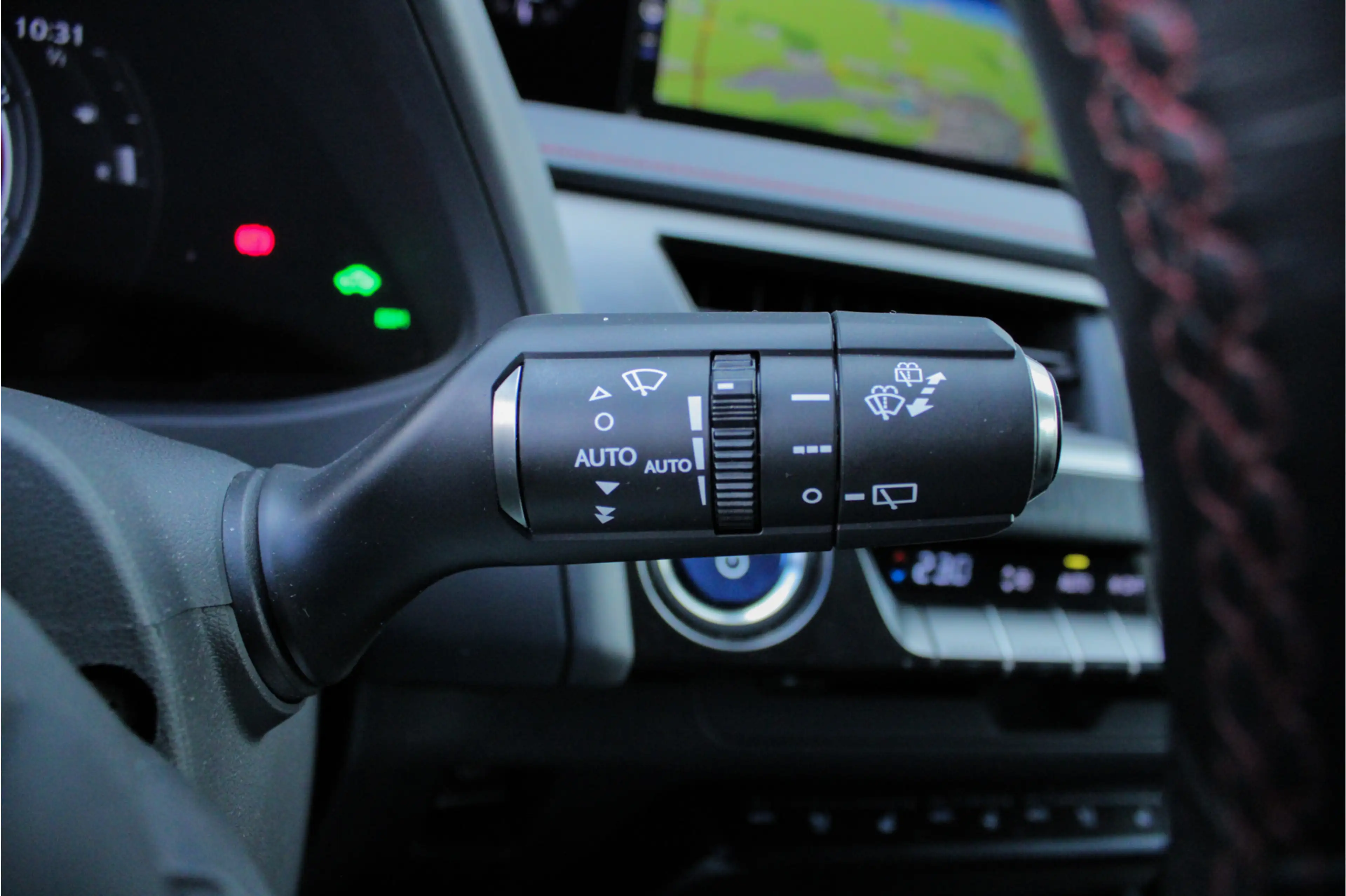 Lexus UX 250h F Sport Premium |dealer onderhouden|leder|elek sto — photo 36