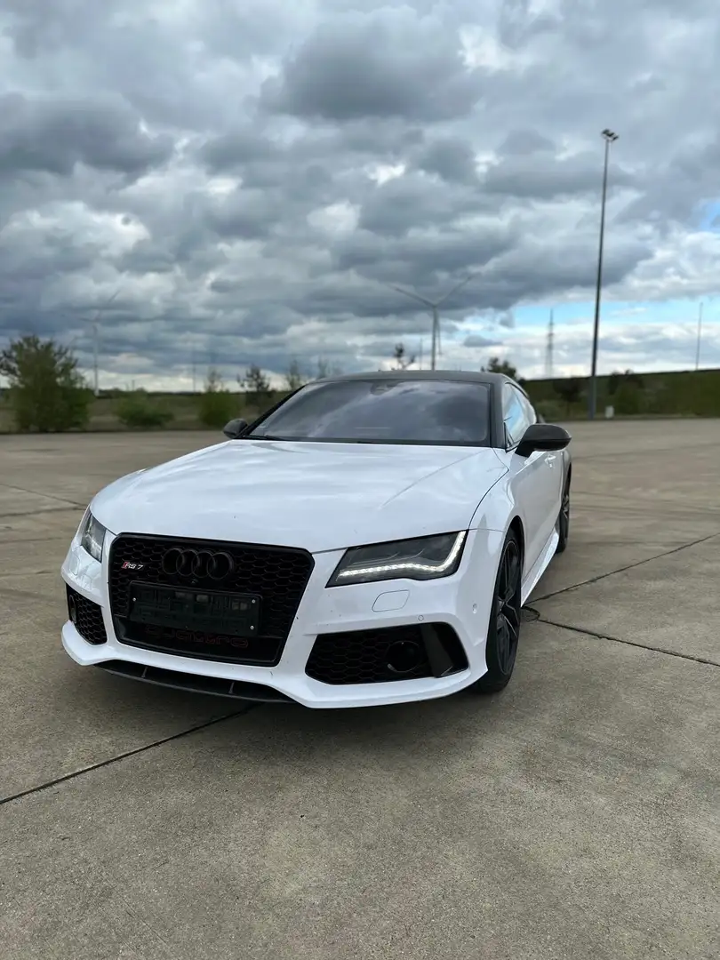 Audi RS7 audi rs7 performance Білий - 1