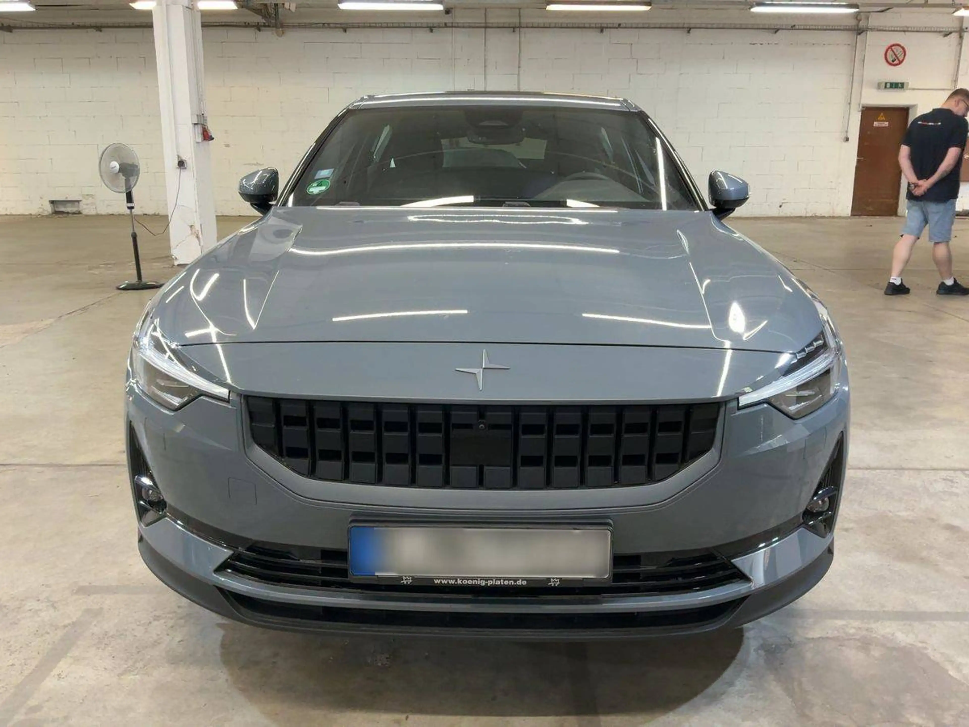 Polestar 2 Long Range Dual — photo 9