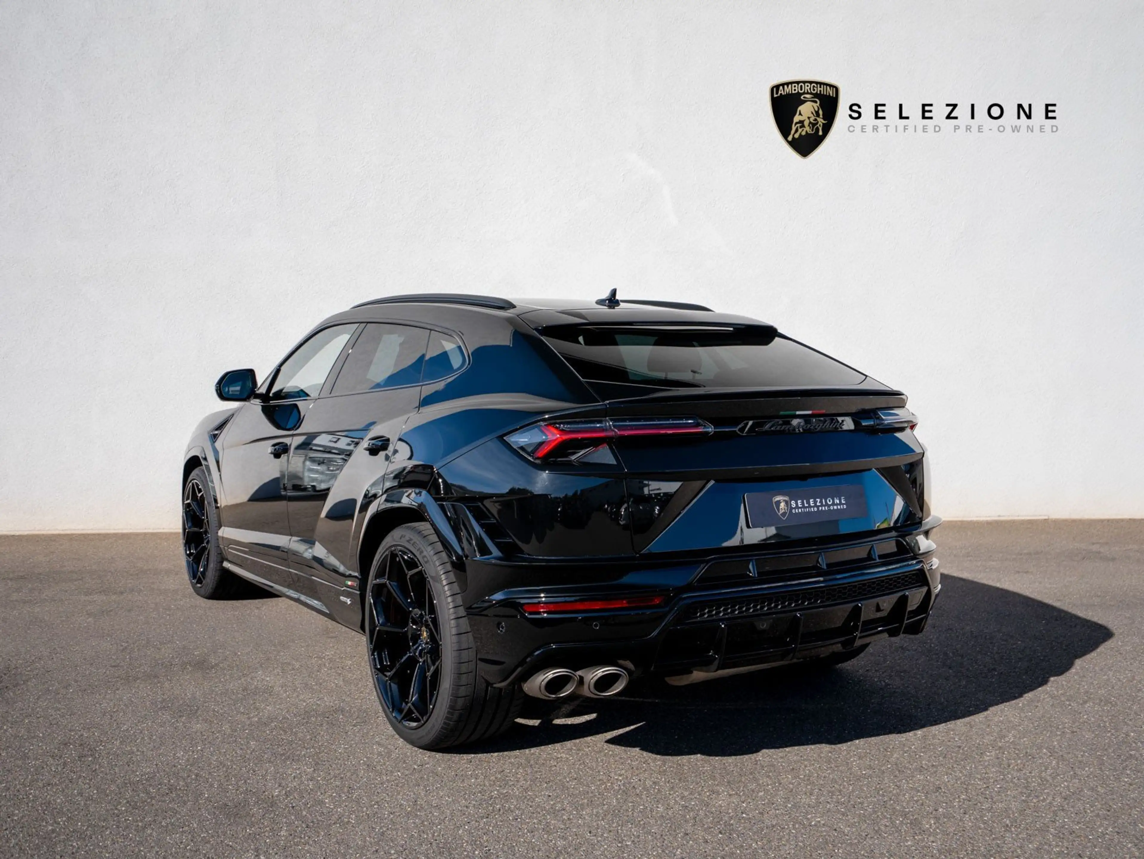 Lamborghini Urus S 23" AKRAPOVIC B&O PANO MASSAGE PARK-ASSIST AHK — photo 8