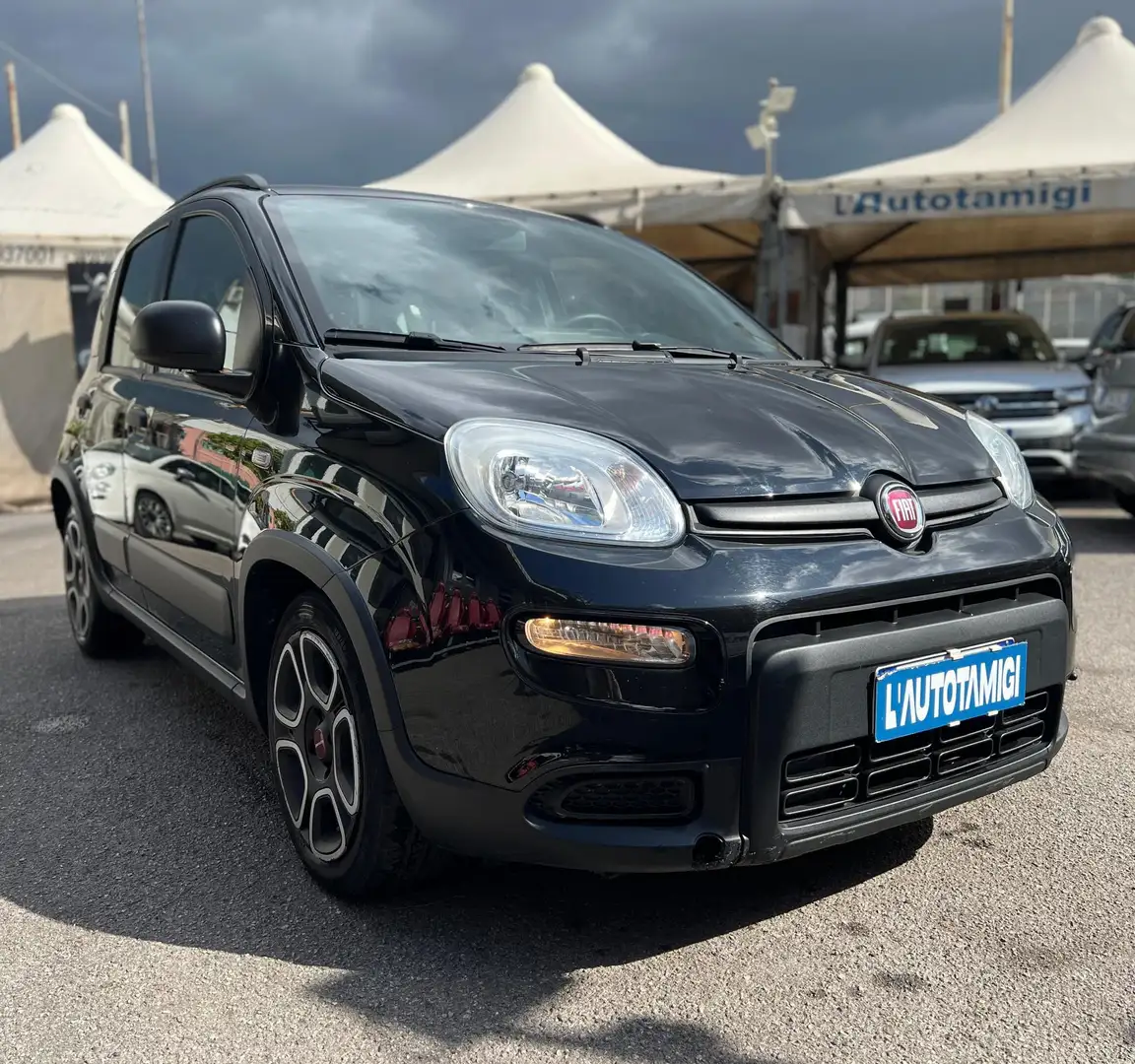 Fiat Panda Panda 1.0 FireFly S&S Hybrid Sport Schwarz - 1