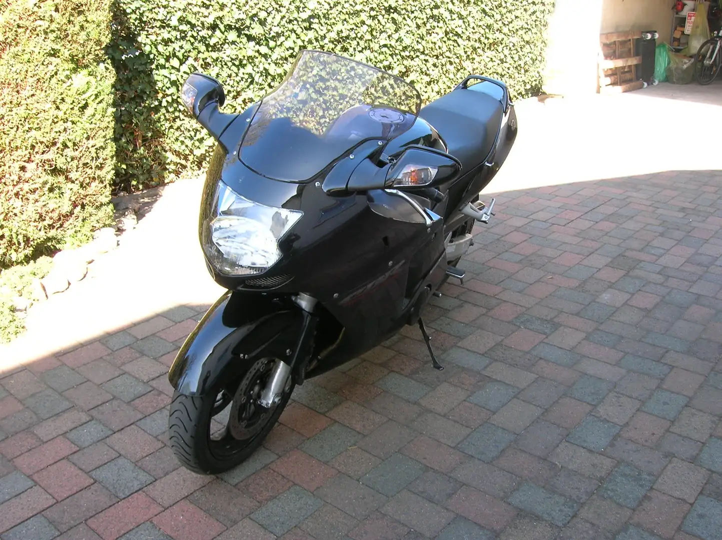 Honda CBR 1100 sc 35 Noir - 1