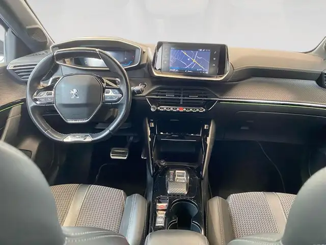 Peugeot 208 view 6