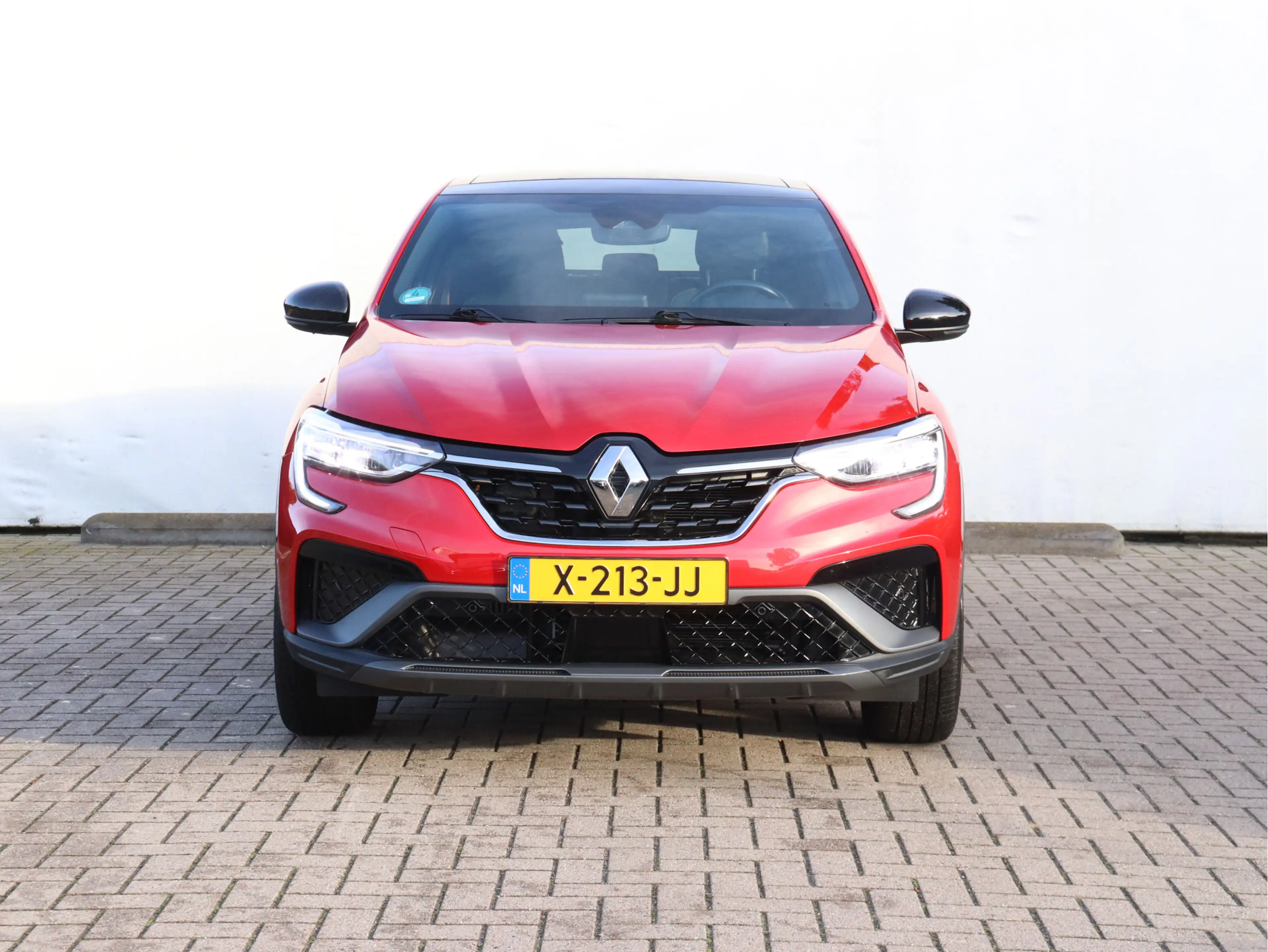 Renault Arkana 1.3 mild hybrid 160 R.S. line PANORAMA / BOSE / AD — photo 2