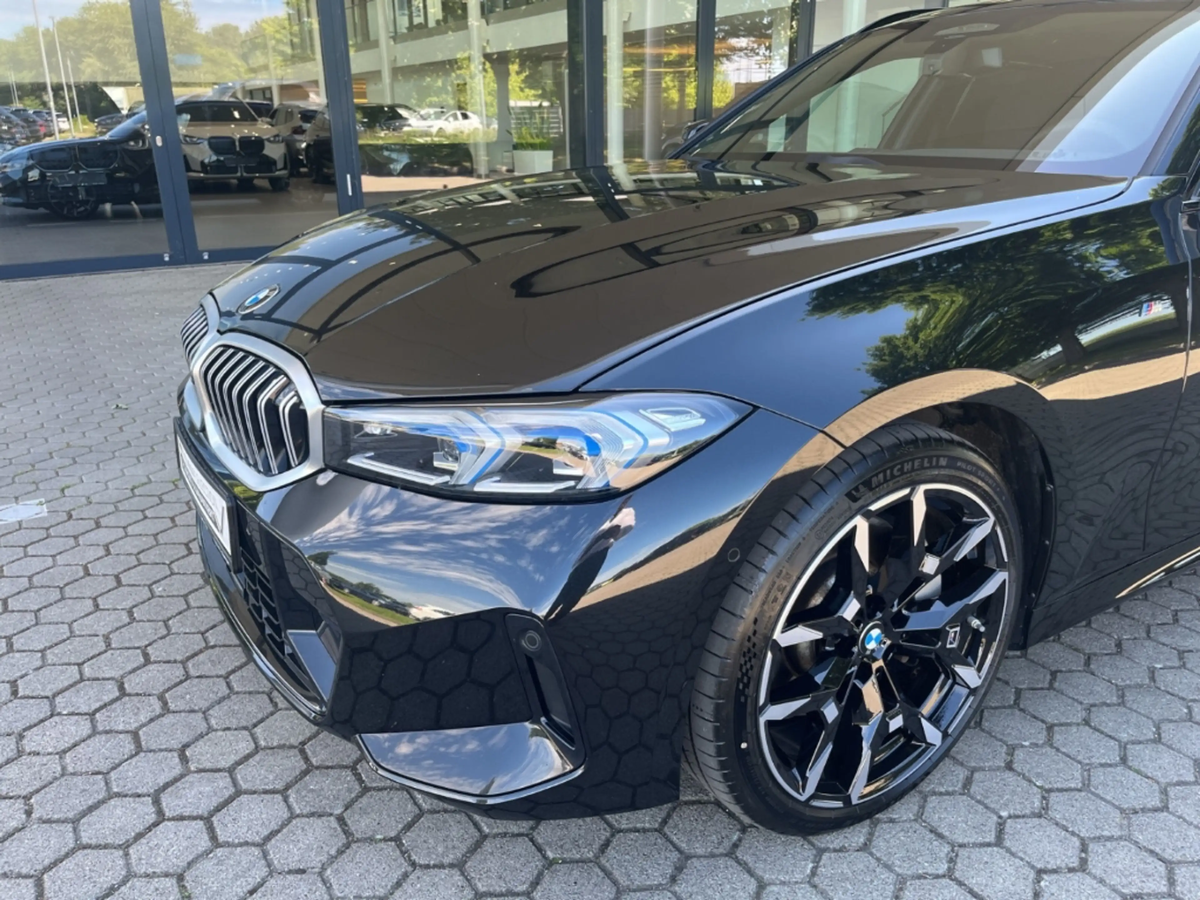 BMW 330 d xDrive M Sport touring/AHK/Navi/Soundsystem — photo 6