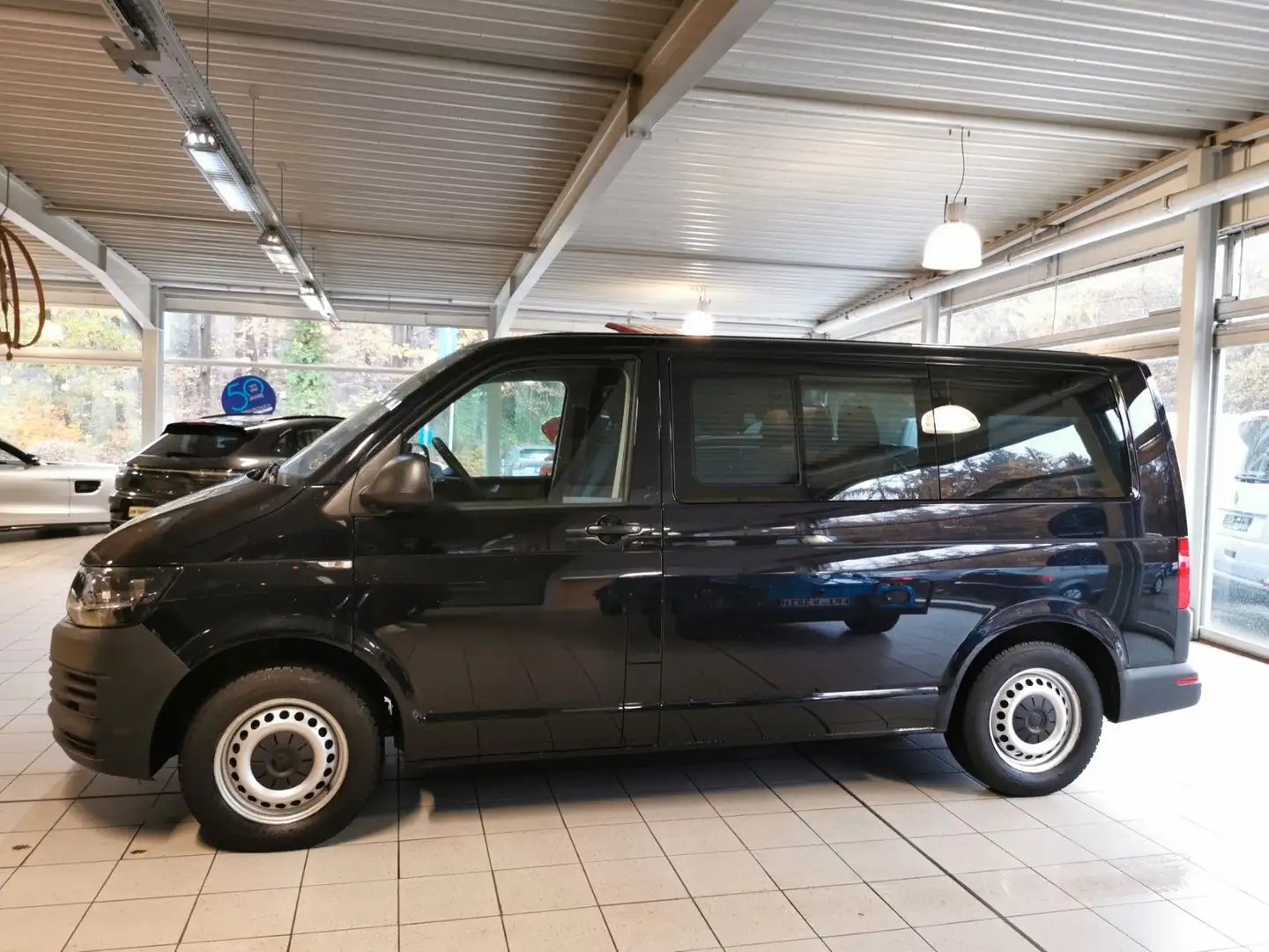 Volkswagen T6 Kombi T6 Transpoter Kasten- Kombi 2,0 TDI Negru - 2