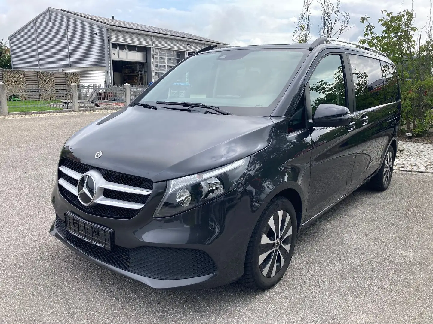 Mercedes-Benz V 250 d Edition Kompakt *Navi*Kamera*Klimaautomat Grau - 1