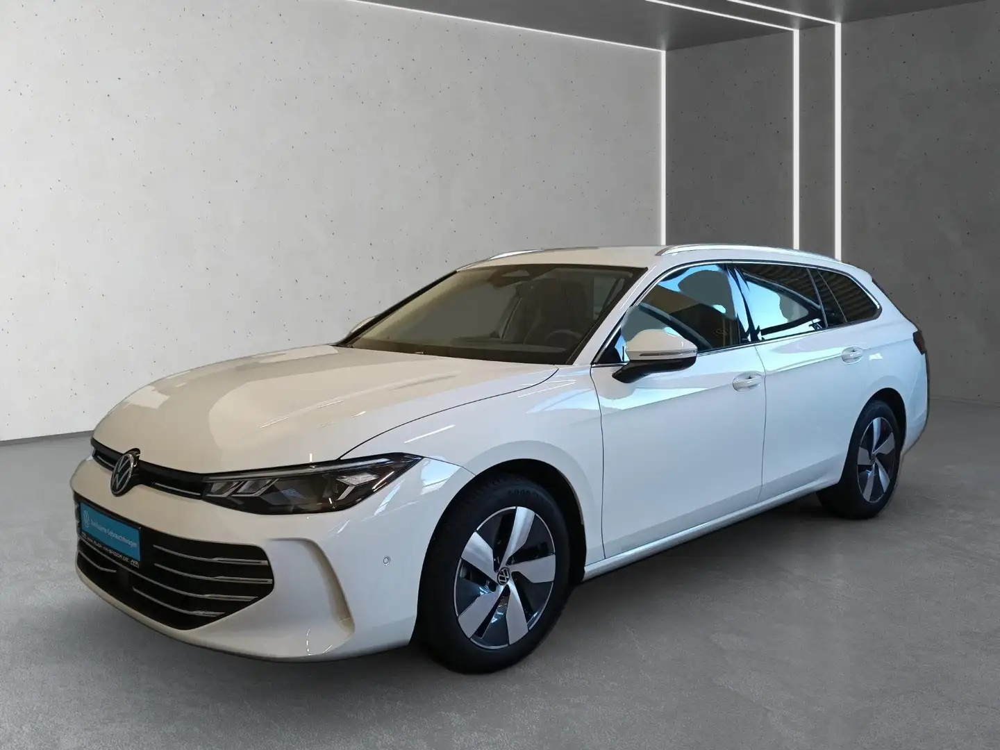 Volkswagen Passat Var. 1.5 eTSI Business DSG AHK*NAV*LED*ACC Blanc - 2