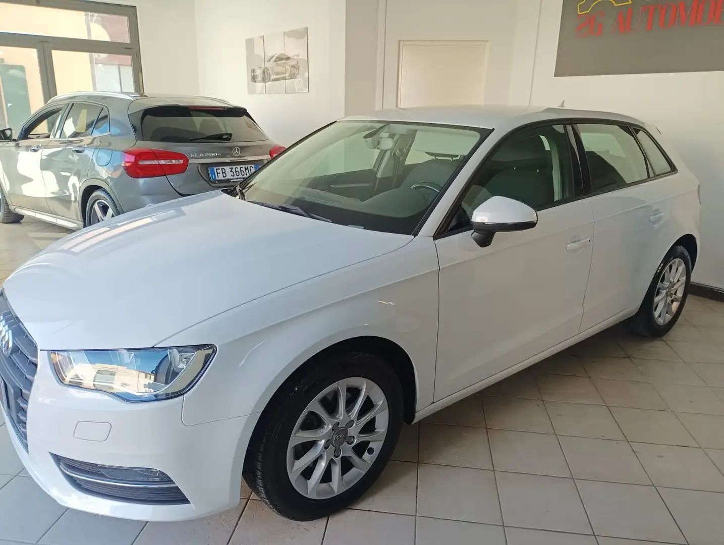 Audi A3 Sportback 1.6 tdi Ambition 110cv EURO 6 - 2