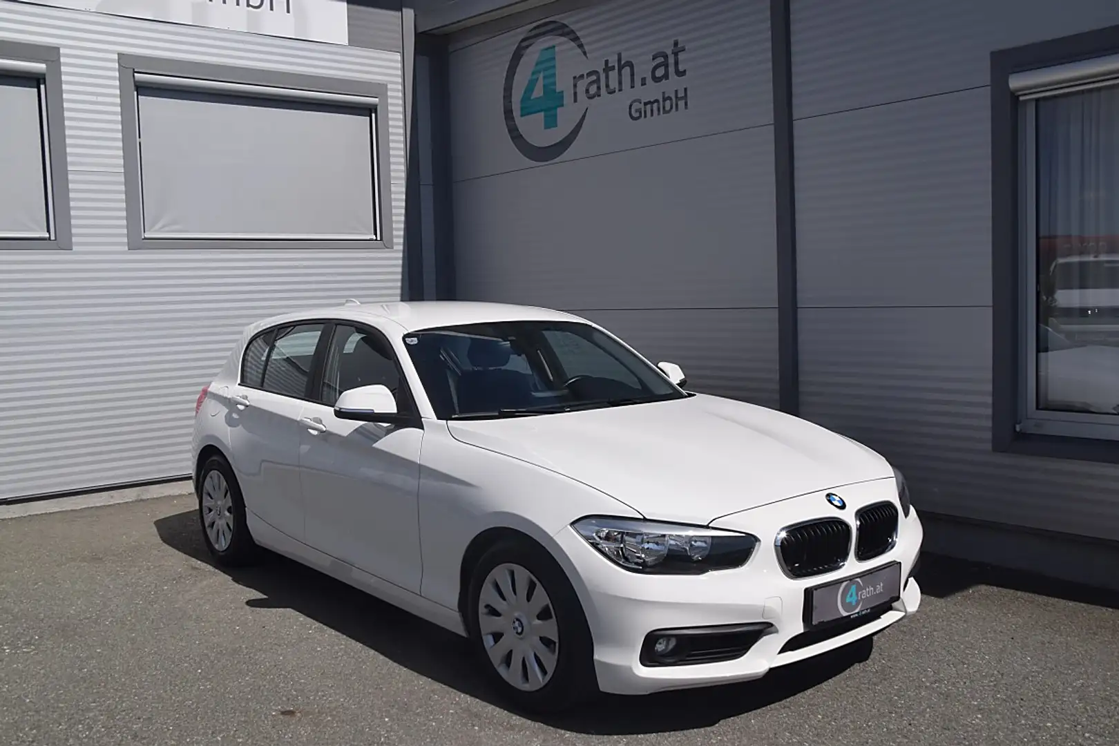 BMW 116 d SITZHZG Weiß - 1