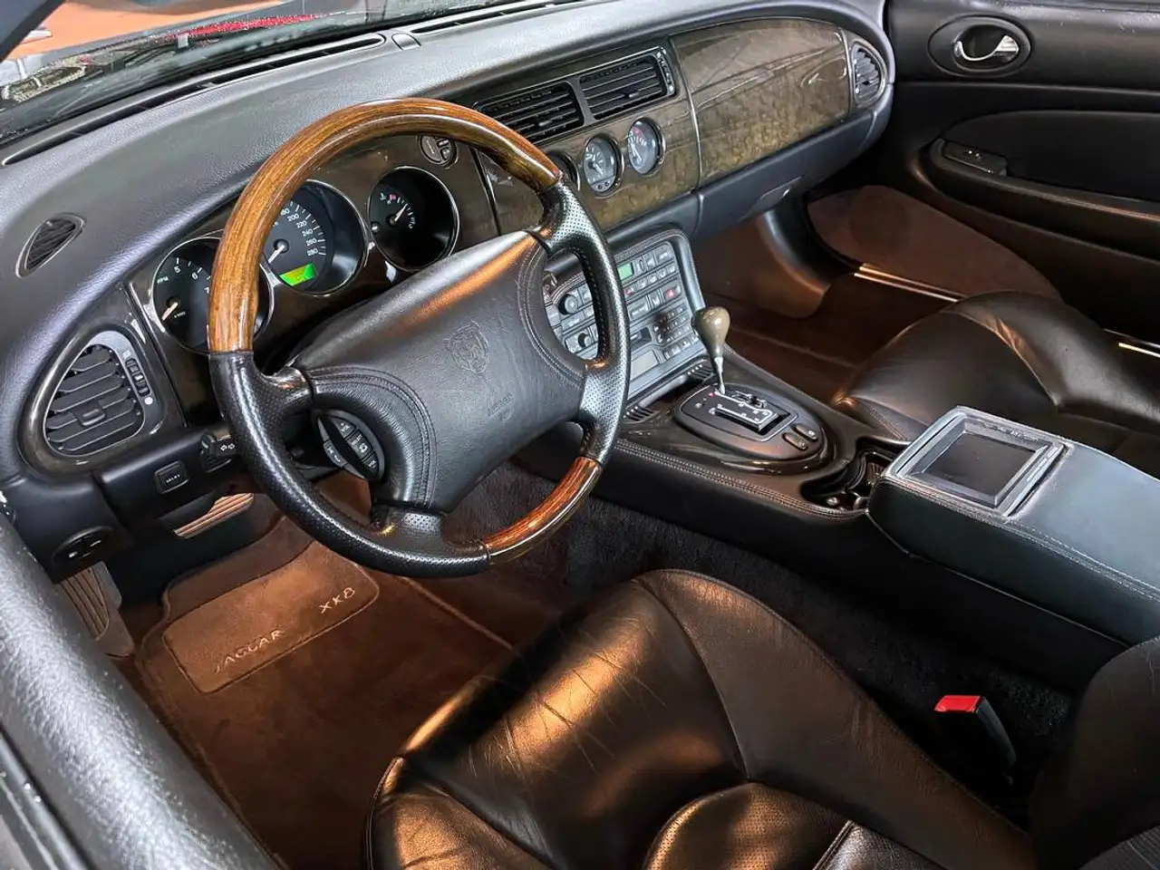 Jaguar XK8 XK Coupe, foto 8