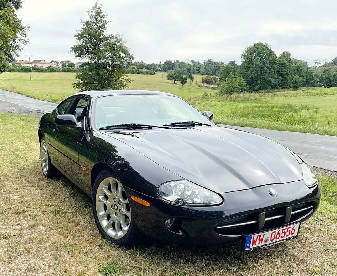 Jaguar XK8 XK Coupe, foto 2