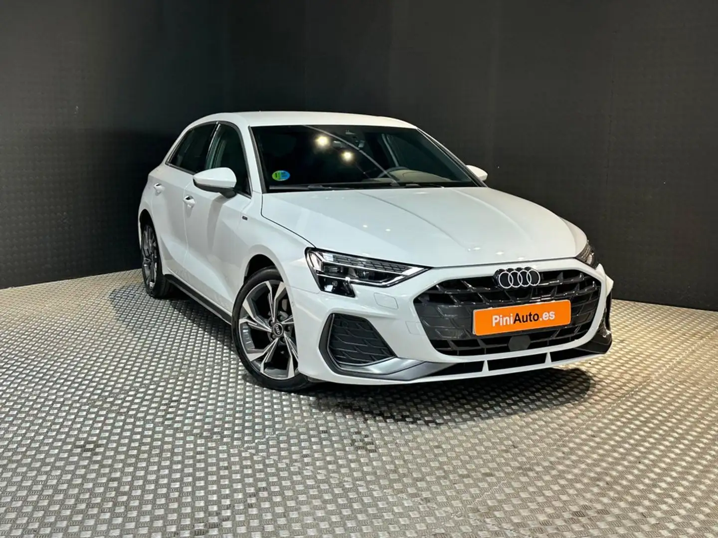 Audi A3 Sportback S line 35 TFSI 110kW S tronic Blanco - 2