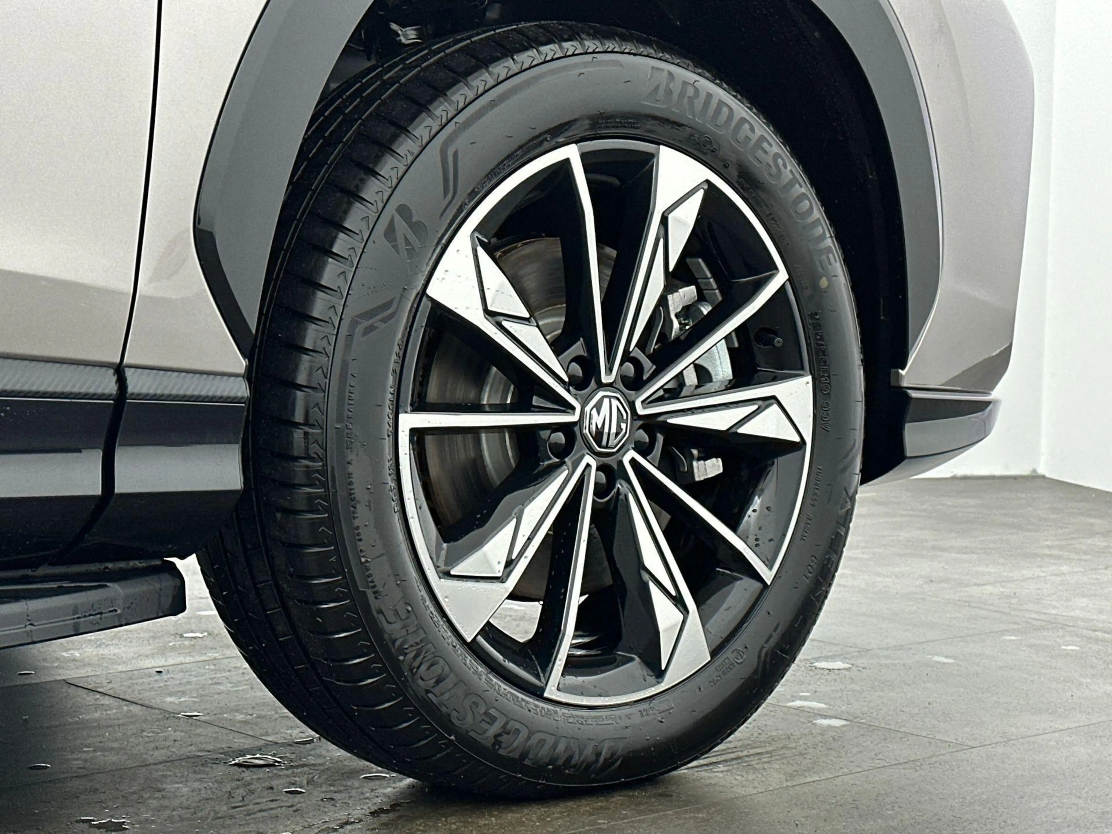 MG HS 1.5 PHEV Aut. Luxury Madness Edition |  Leder | 10 — photo 9
