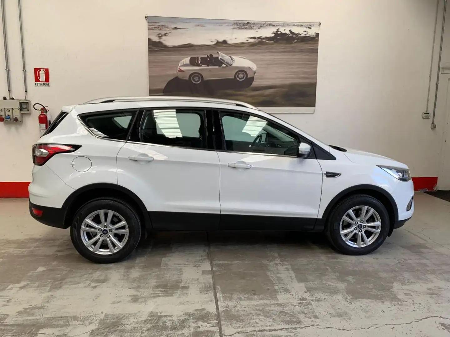Ford Kuga 2.0 TDCI 150 CV S&S 4WD Powershift Business Wit - 2