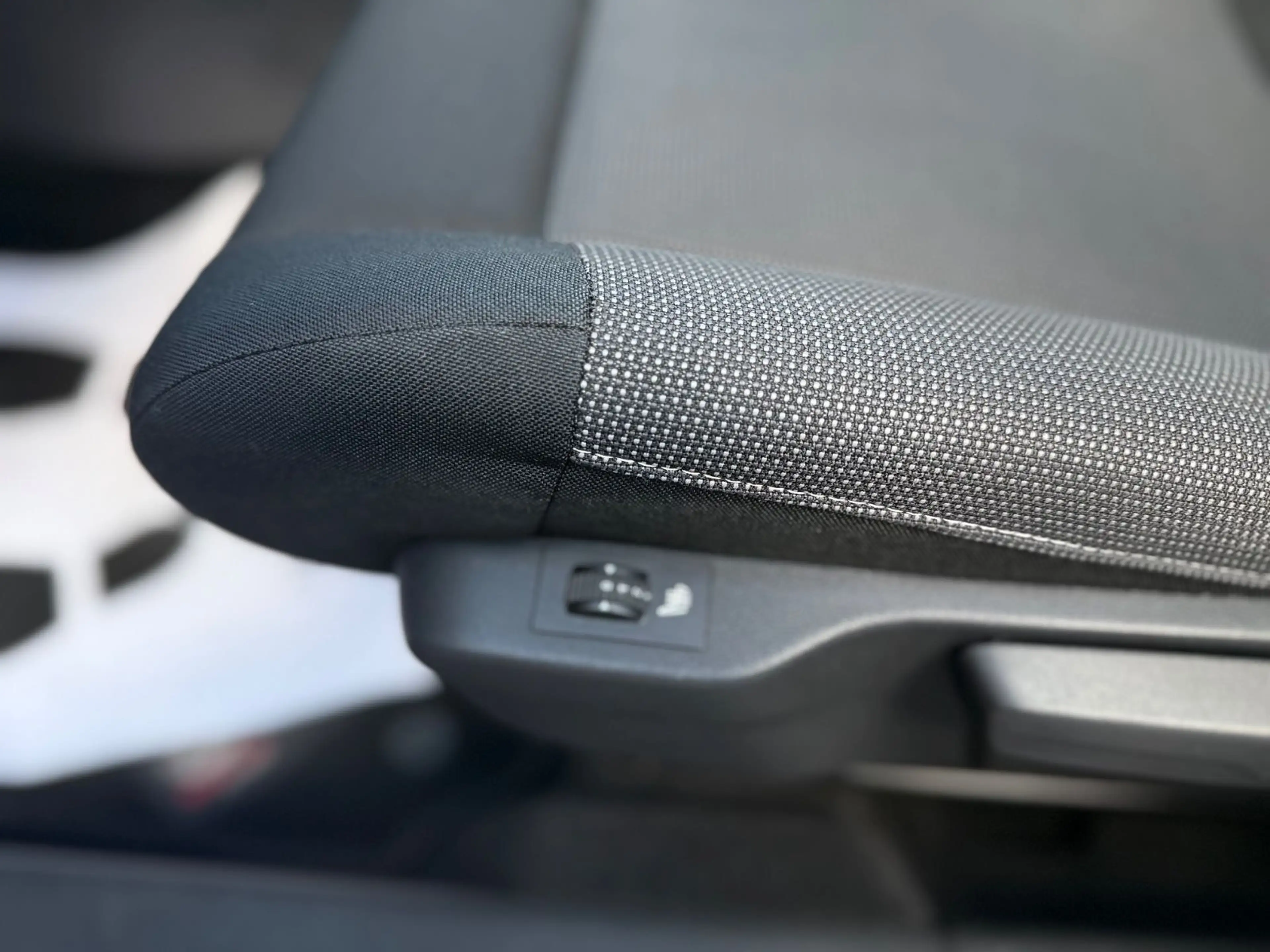 Citroen C4 Cactus Business Class*SITZHEIZUNG*KAMERA*NAVI — photo 15