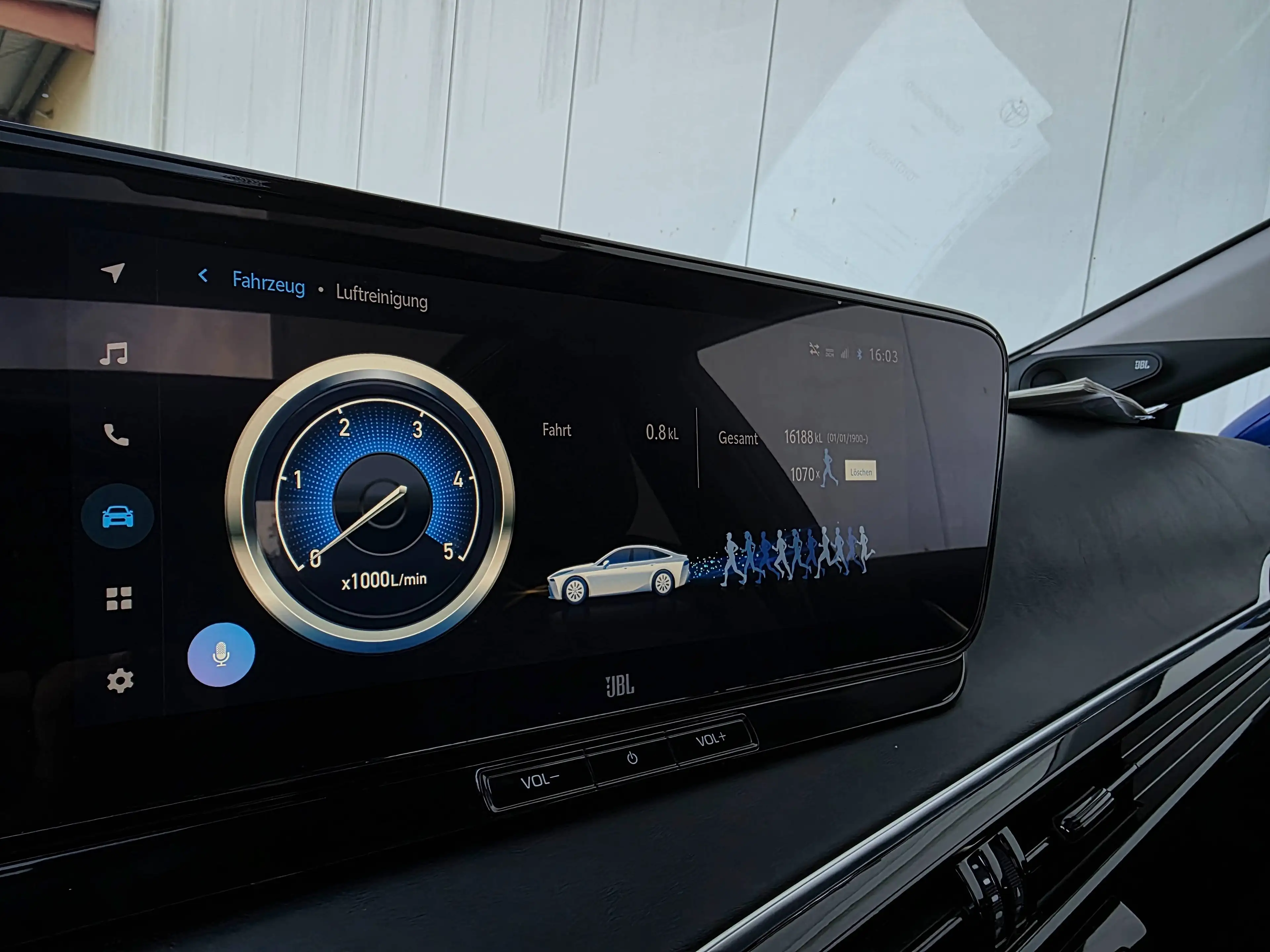 Toyota Mirai Advanced — photo 10