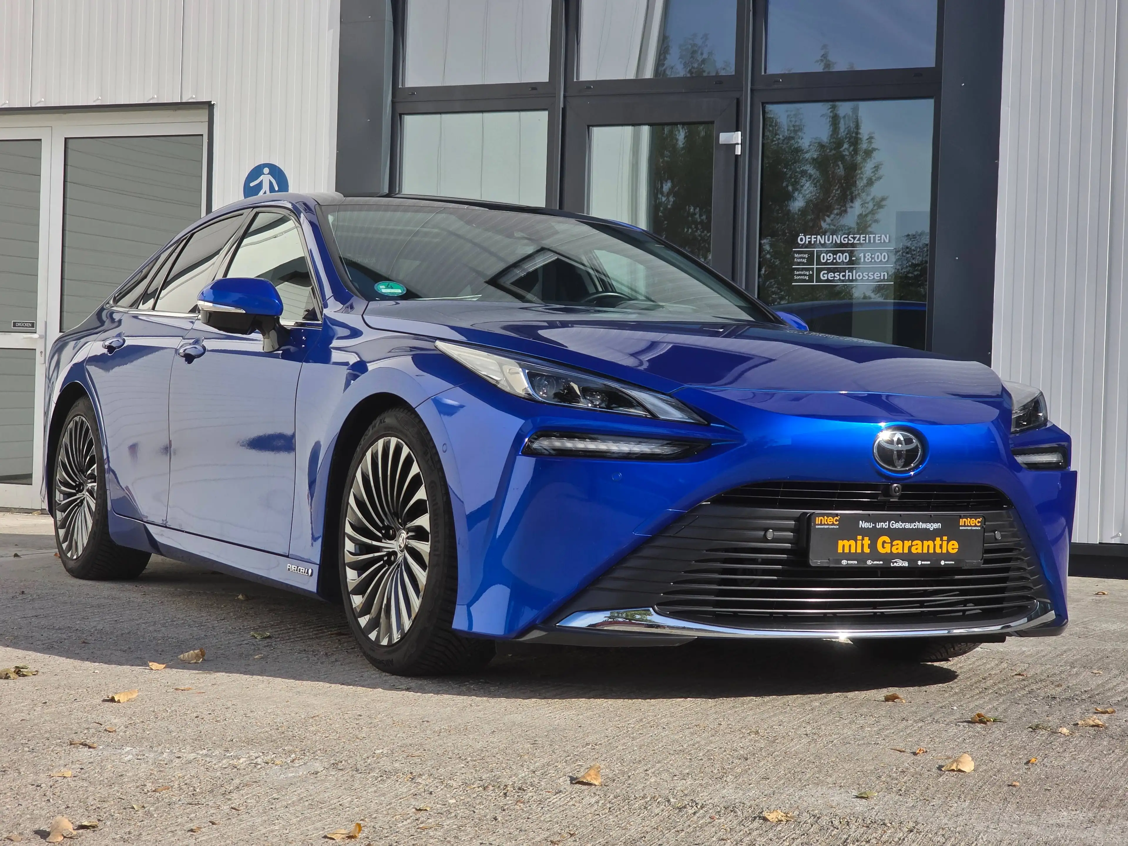 Toyota Mirai Advanced — photo 2