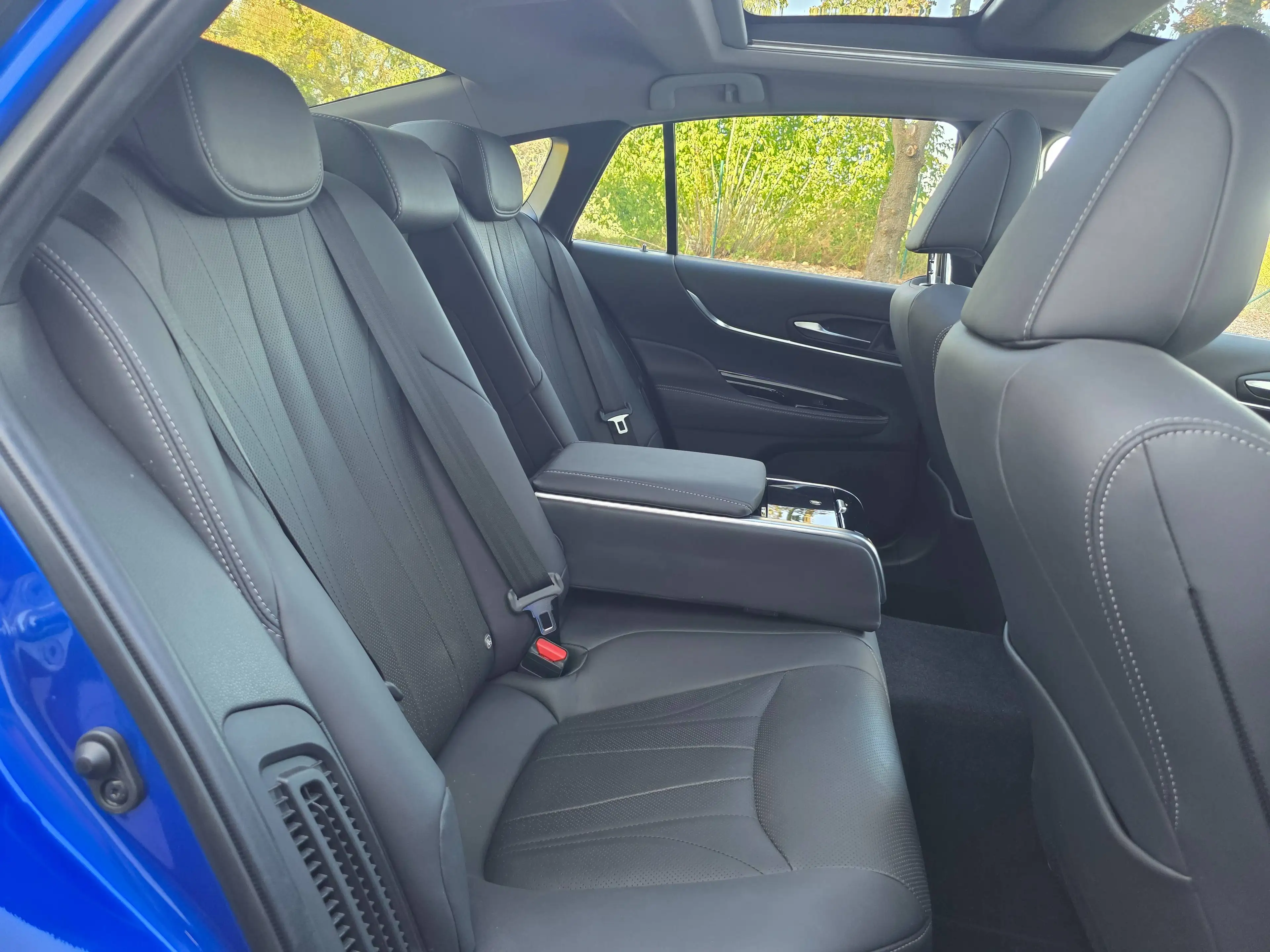 Toyota Mirai Advanced — photo 26