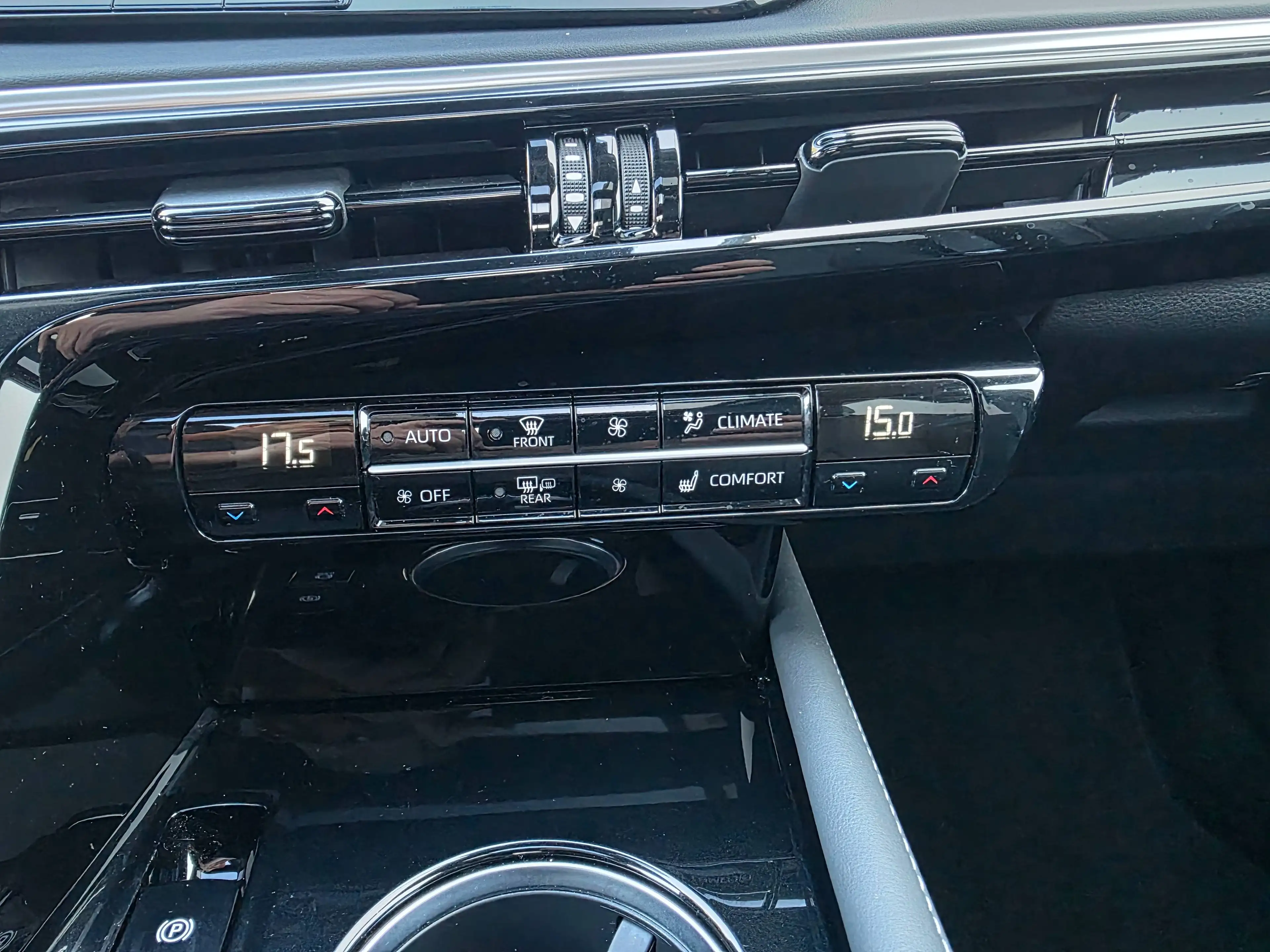 Toyota Mirai Advanced — photo 39