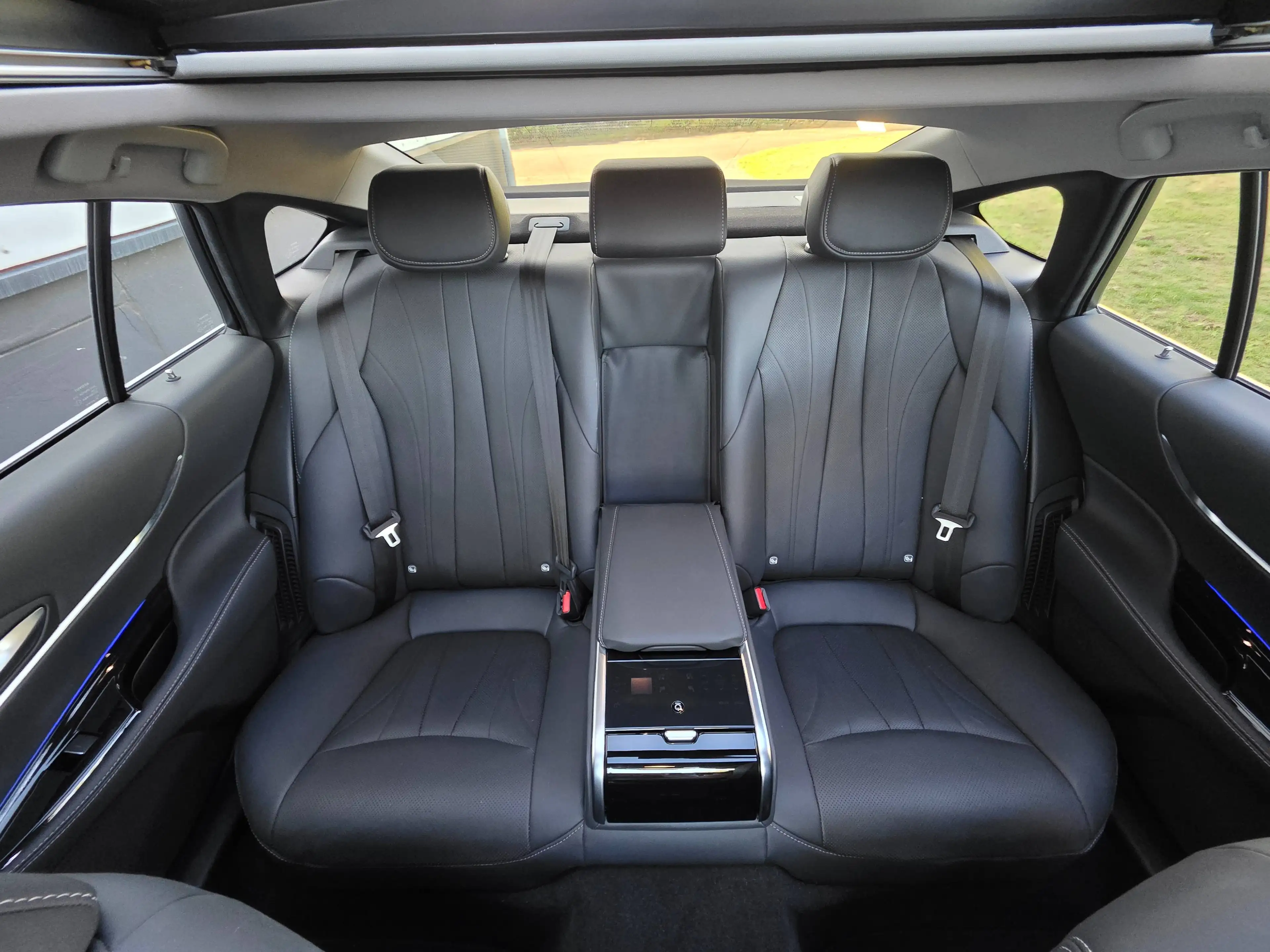 Toyota Mirai Advanced — photo 18