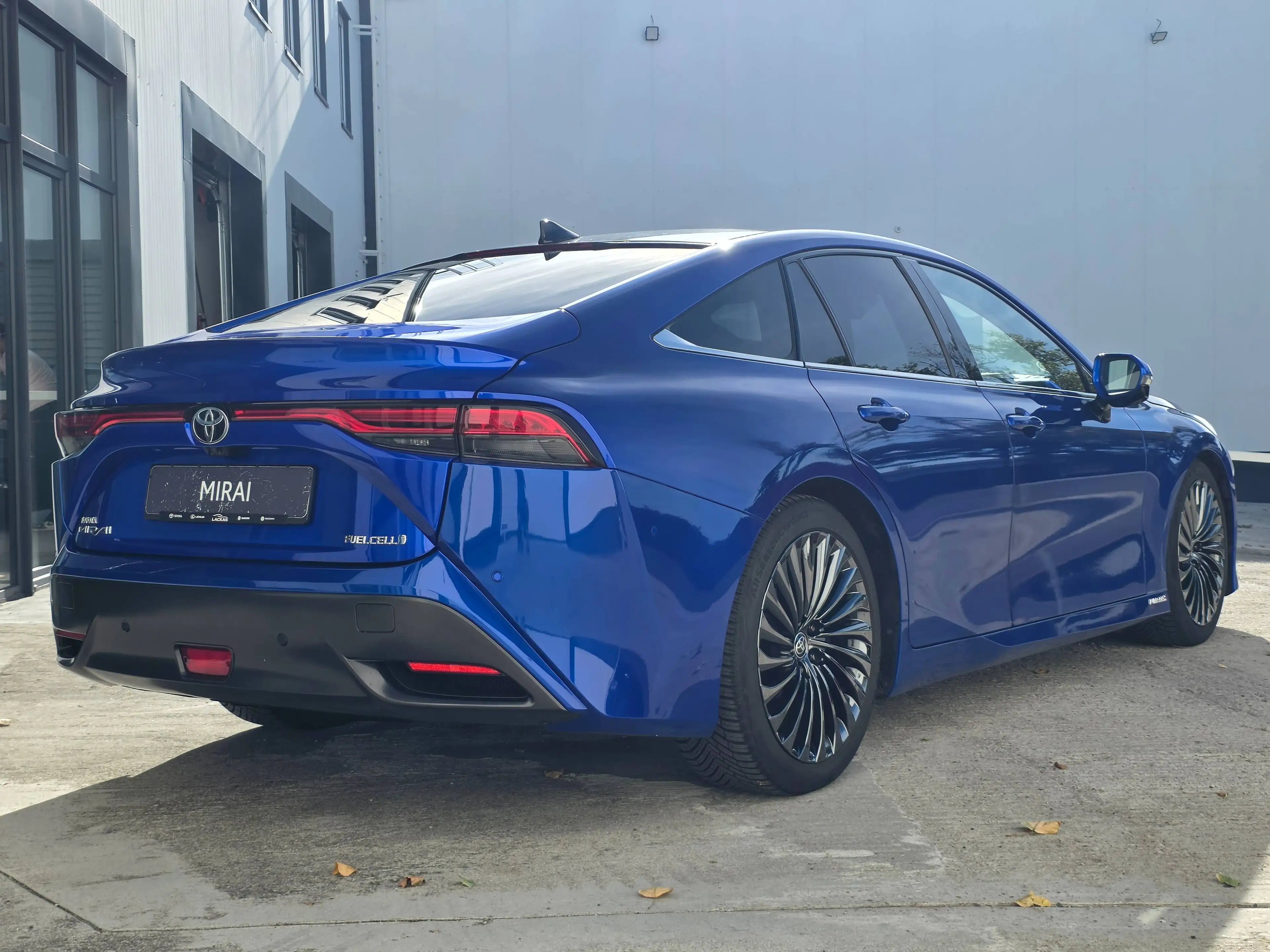 Toyota Mirai Advanced — photo 8