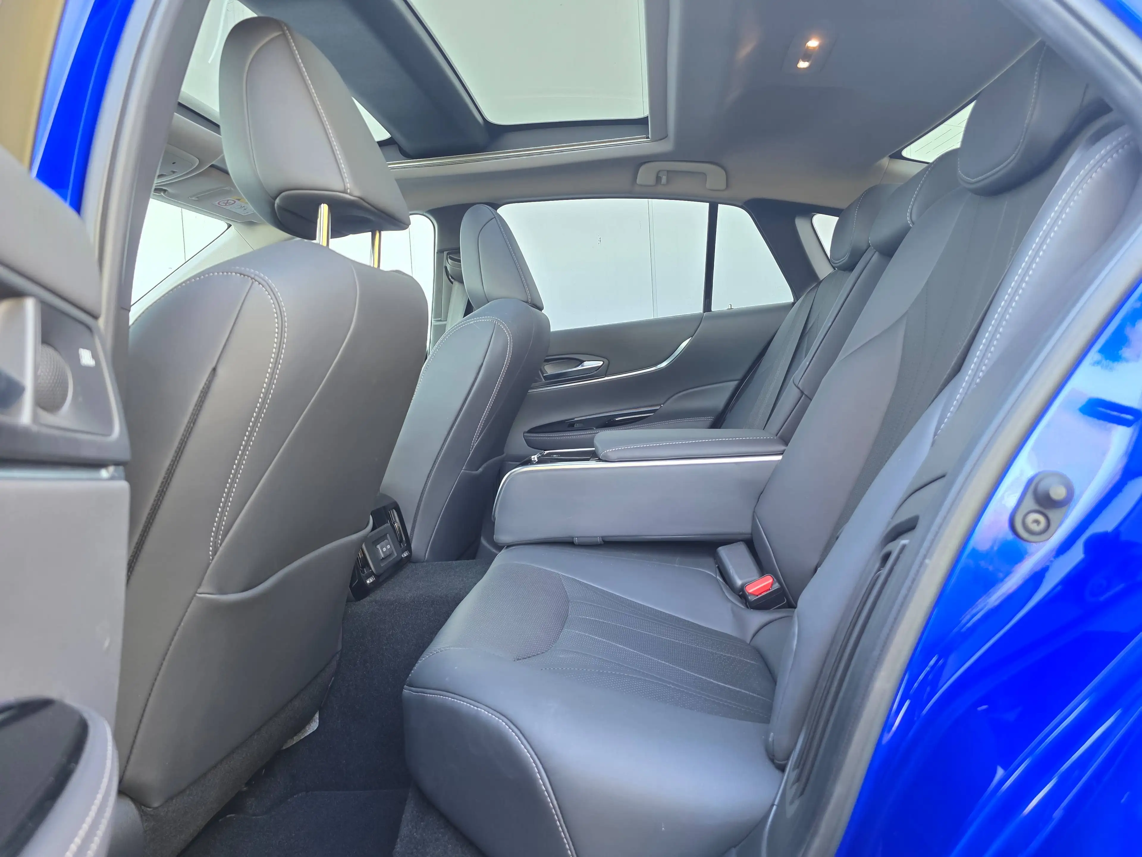 Toyota Mirai Advanced — photo 32