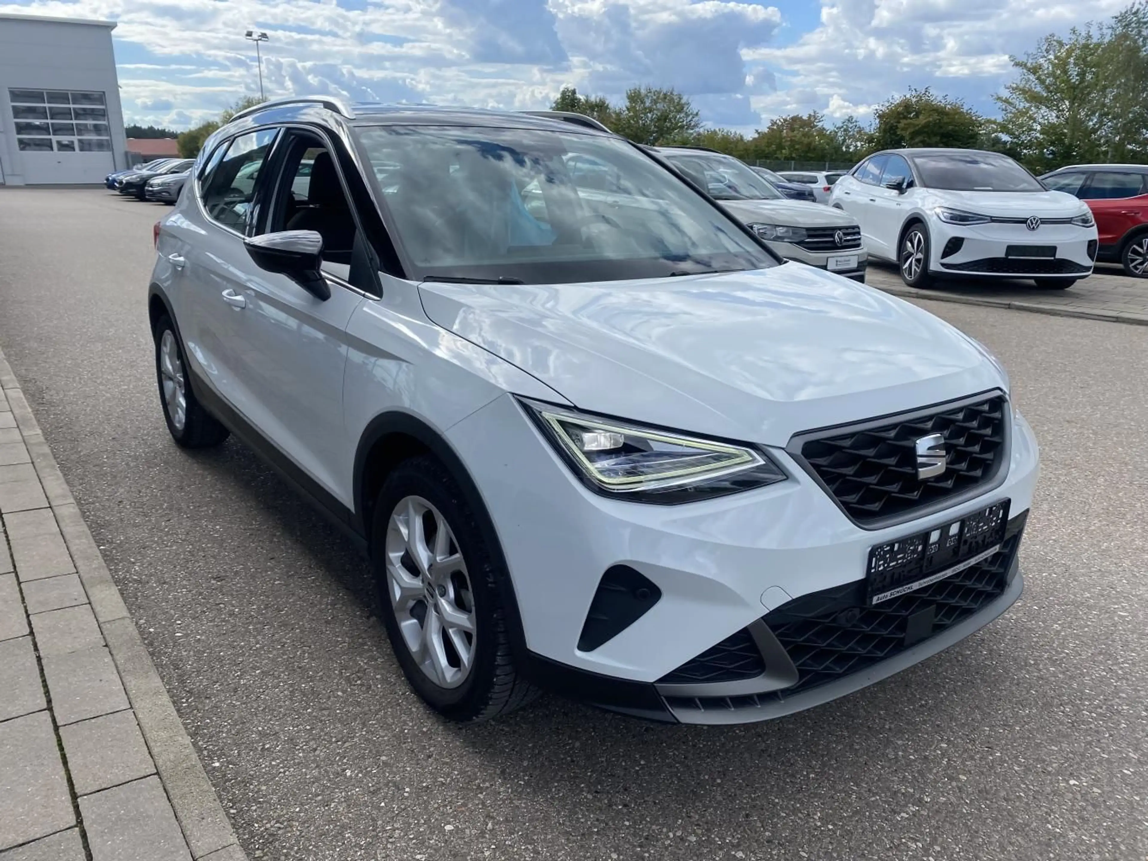 SEAT Arona 1.0 TSI DSG FR AHK+VIRTUAL-COCKPIT+NAVI-PR — photo 6