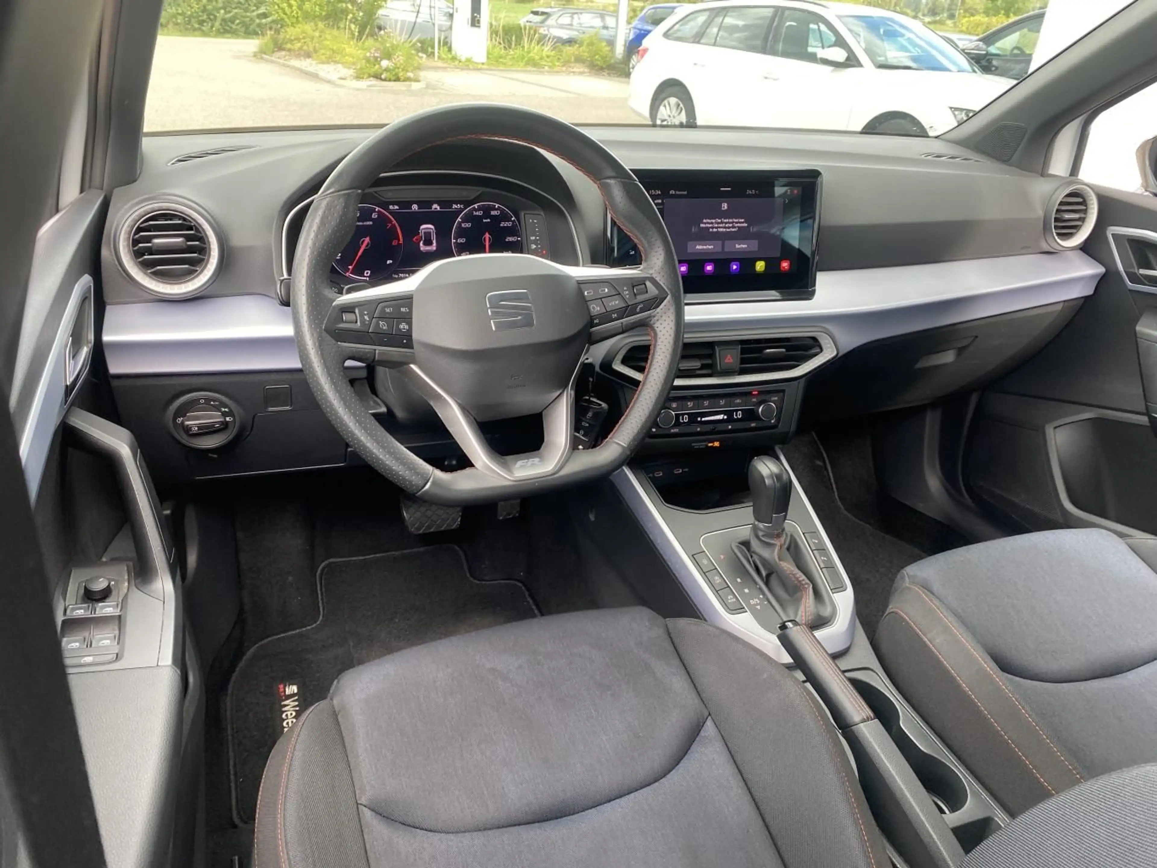 SEAT Arona 1.0 TSI DSG FR AHK+VIRTUAL-COCKPIT+NAVI-PR — photo 10