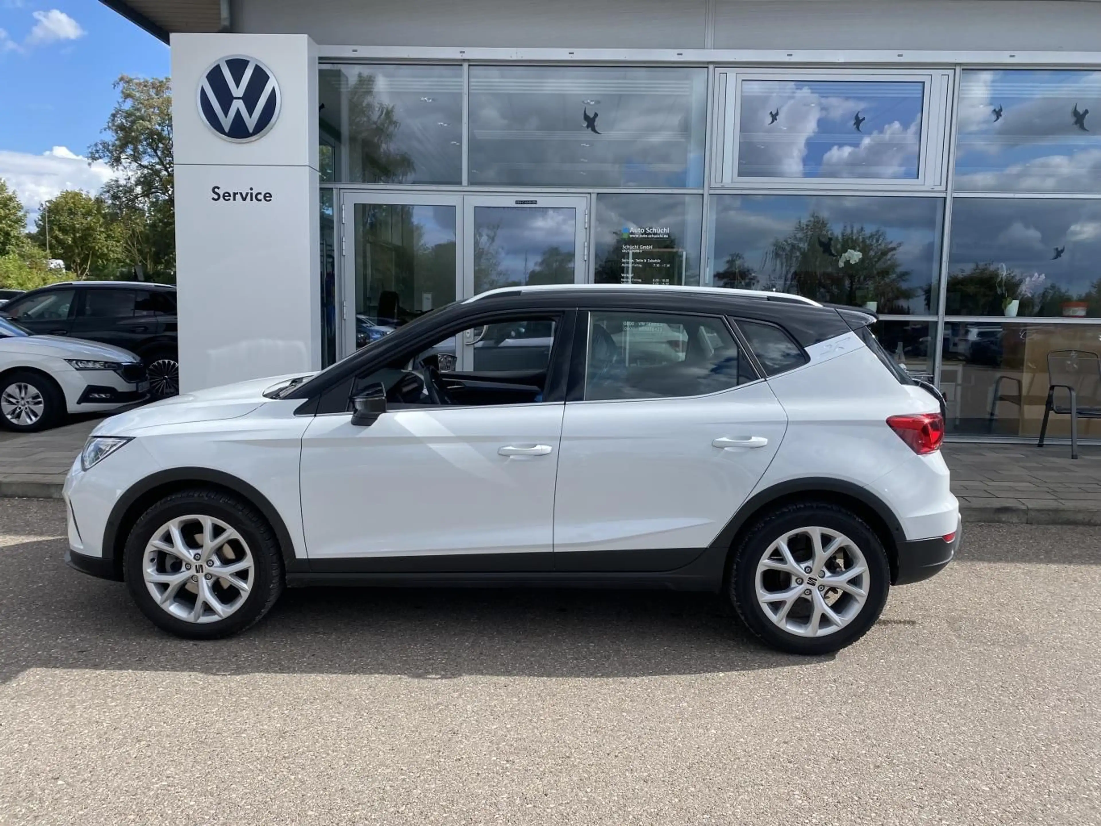 SEAT Arona 1.0 TSI DSG FR AHK+VIRTUAL-COCKPIT+NAVI-PR — photo 2