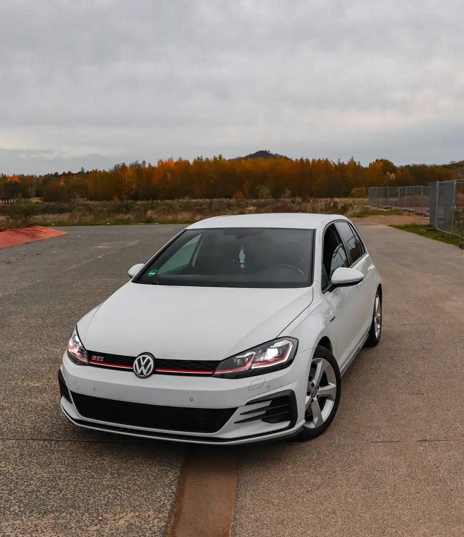 Volkswagen Golf GTI 2.0 TSI OPF DSG Performance - 1