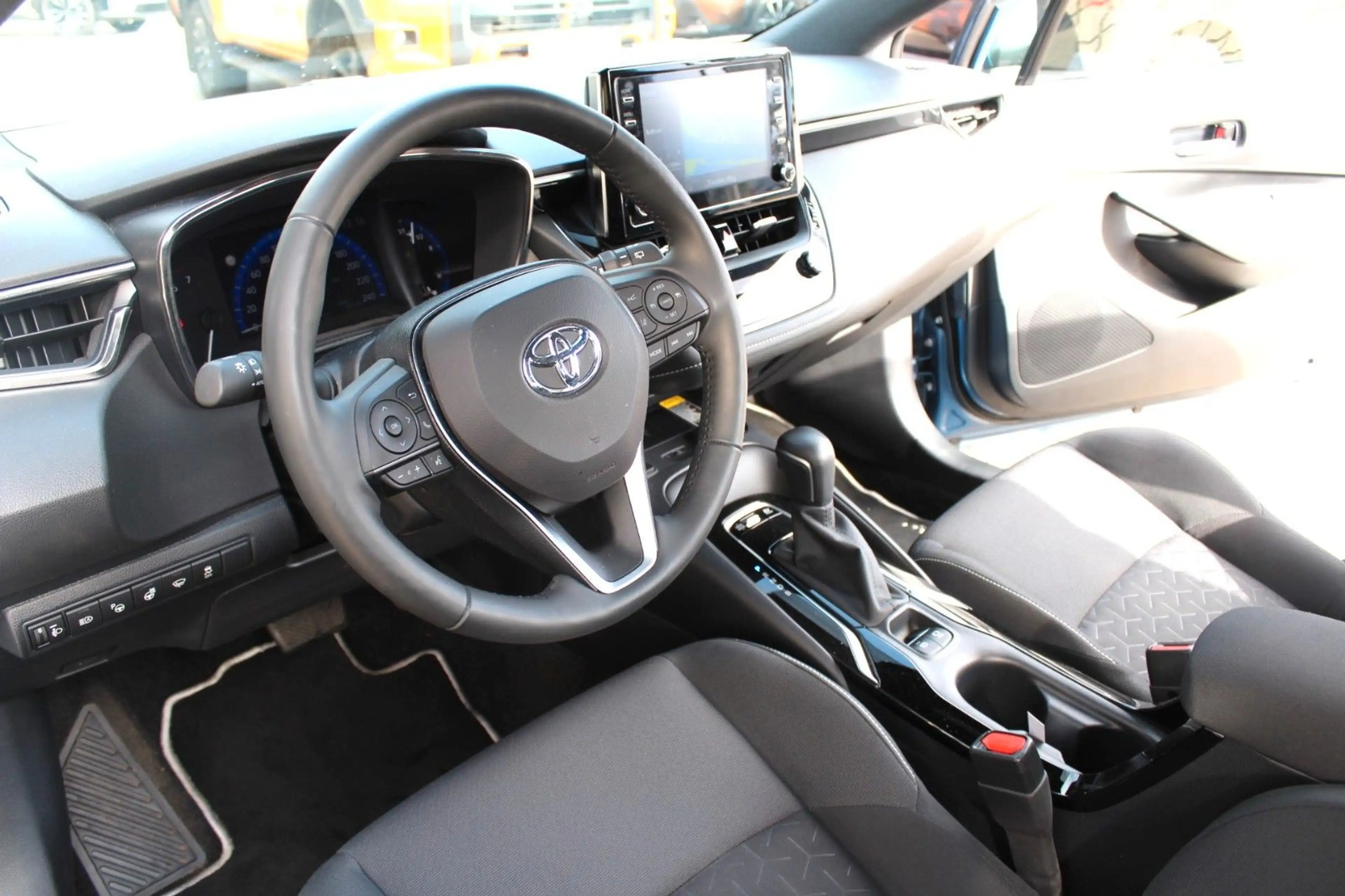 Toyota Corolla Touring Sports Hybrid Club*PDC*GJR*SHZ* — photo 13