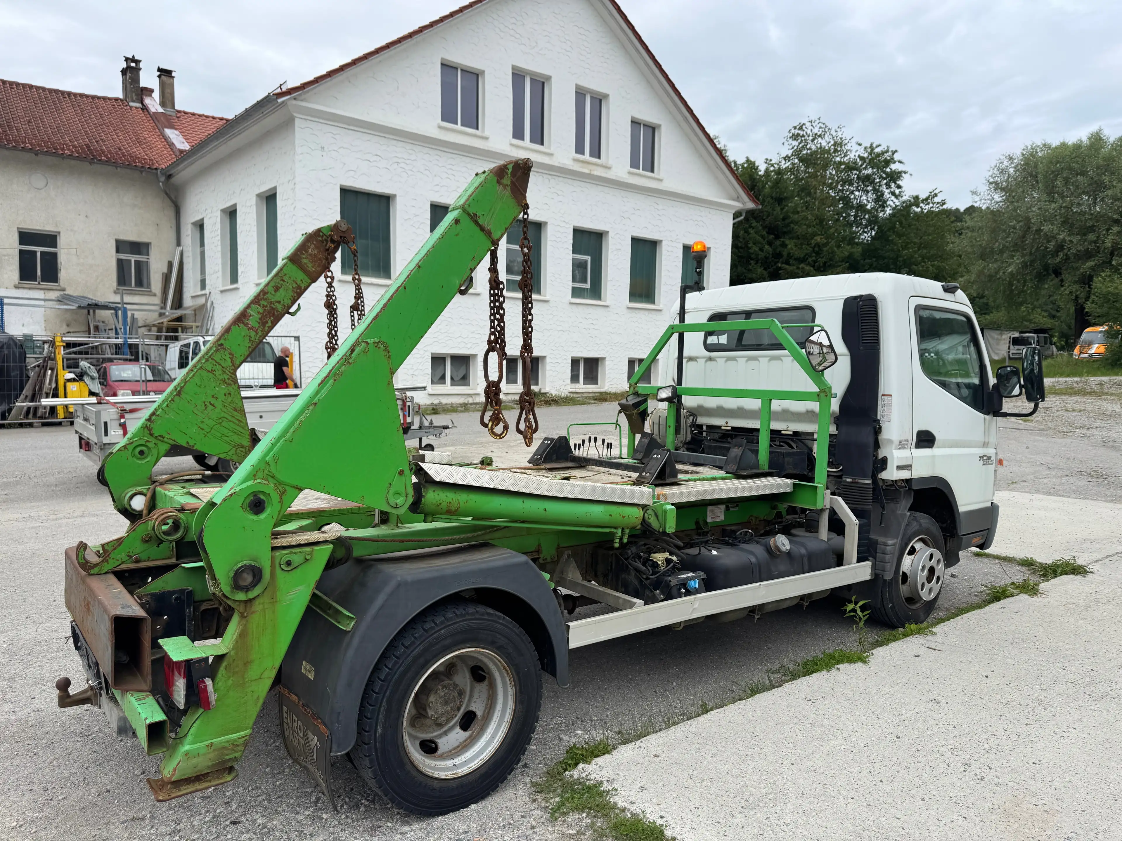 Mitsubishi Canter Canter 6C18 — photo 5