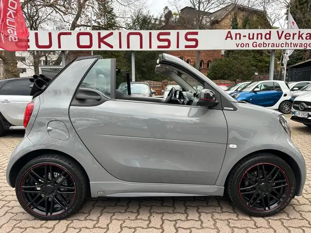 smart forTwo fortwo Cabrio*BRABUS FINEST EDITION 1*JBL*KAM*