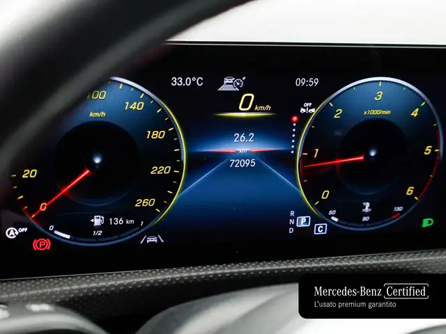 Mercedes-Benz Cla view 15