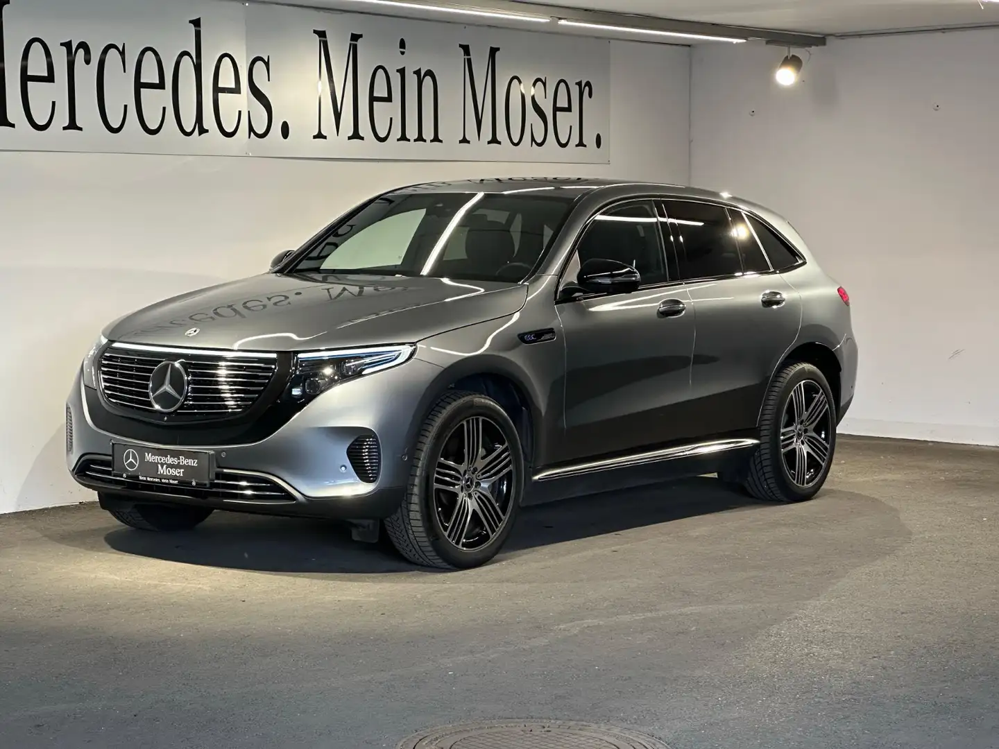 Mercedes-Benz EQC 400 4MATIC Gris - 2