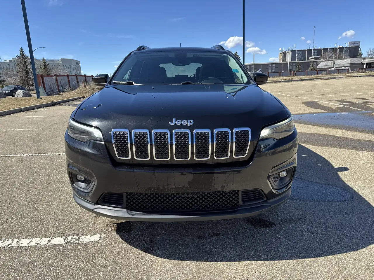 Jeep Cherokee снимка Jeep Cherokee