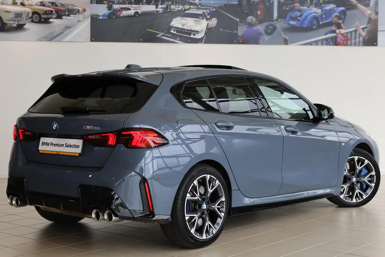 BMW 135 1 Serie 5-deurs M135 xDrive | Innovation Pack | St Gris - 2