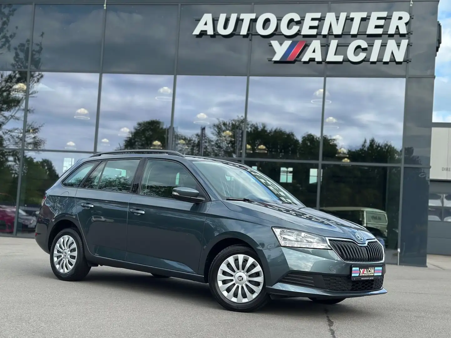 Skoda Fabia 1.0l MPI Cool Plus Combi 2.HA/SHZ/KLIMA/BT Grau - 1