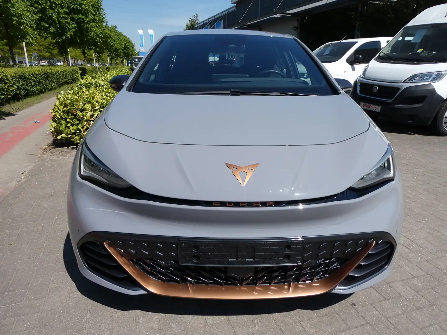CUPRA Born 58/62 kWh, Adapt. Cruise, Camera, Garantie Gris - 2