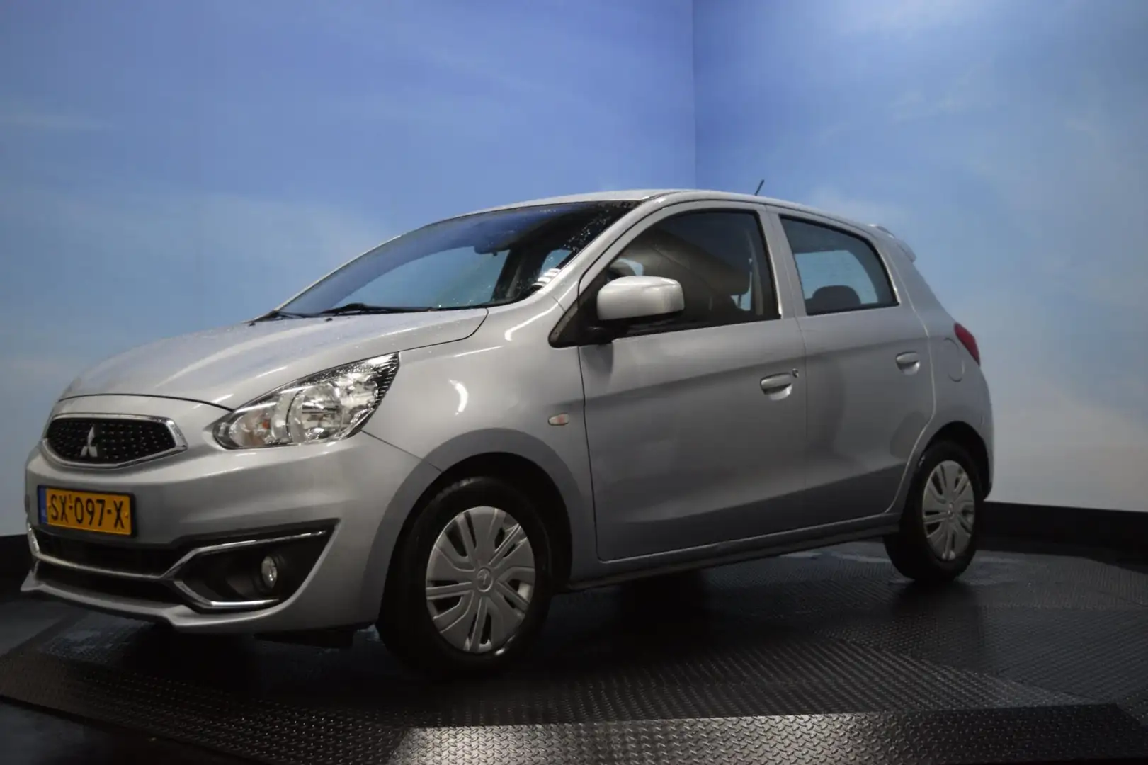 Mitsubishi Space Star 1.0 Cool+ Airco | 5 deurs | Elektr. pakket | Neder Gris - 2