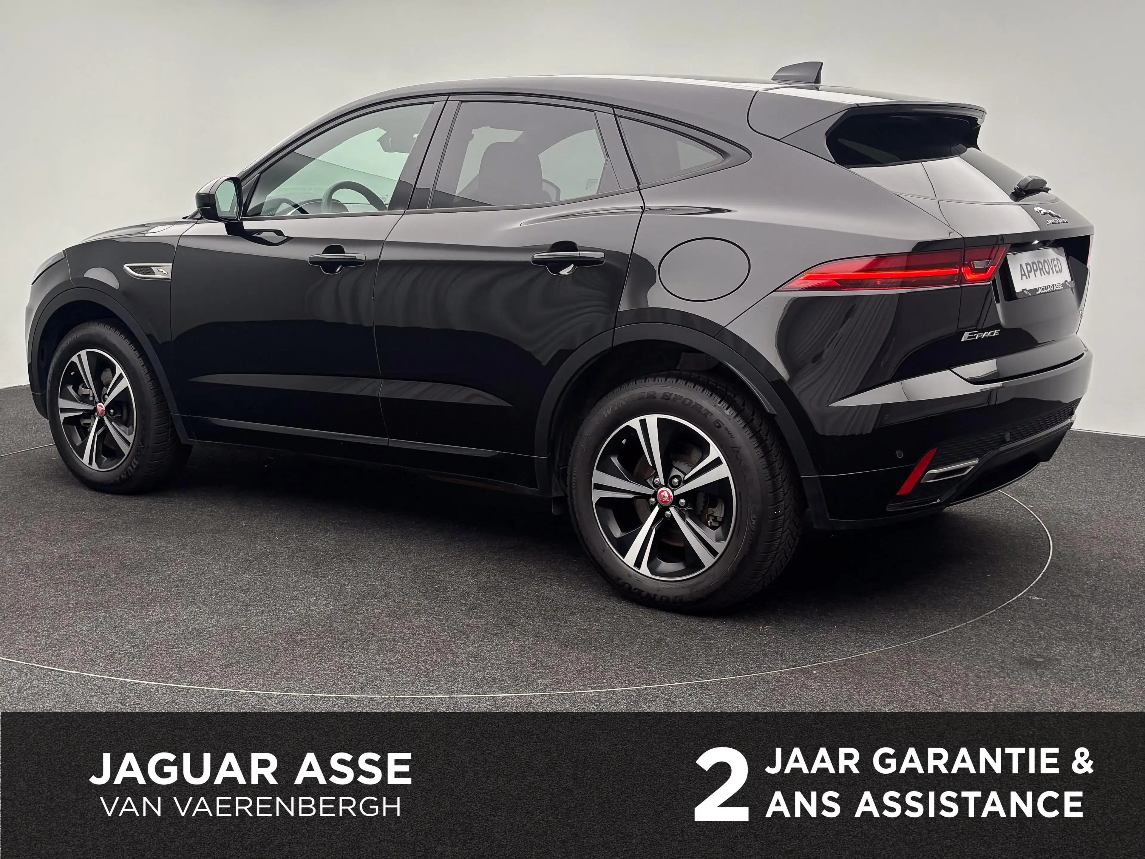 Jaguar E-Pace P300e R-Dynamic S AWD — photo 15