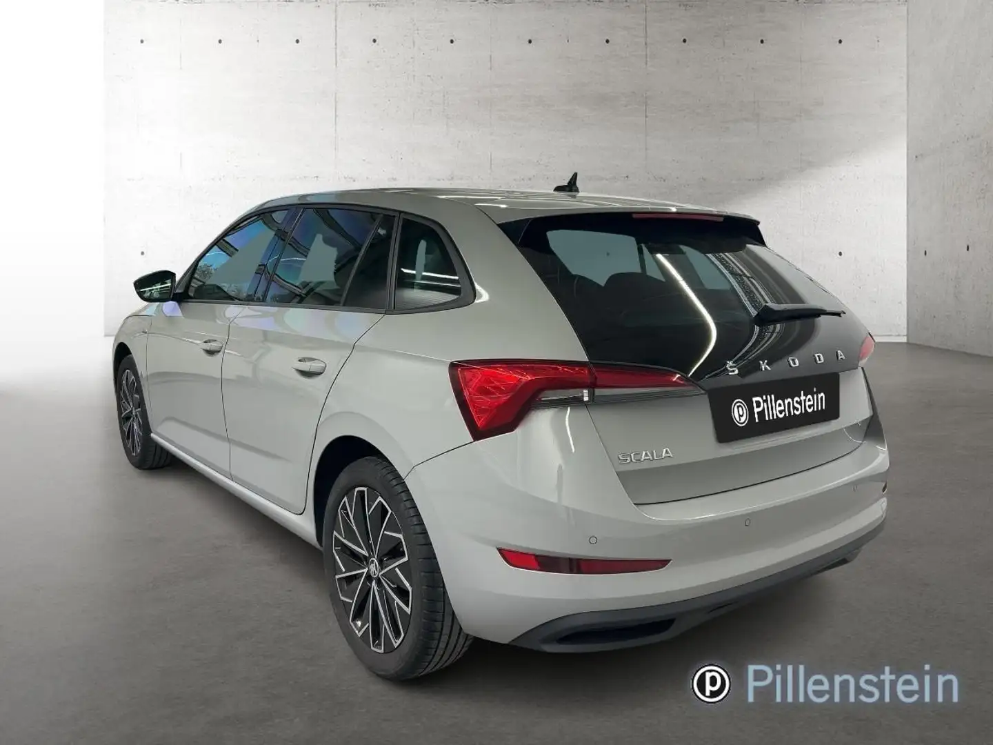 Skoda Scala TSI DSG AMBITION DRIVE 125 NAVI+LED+17" Grau - 2