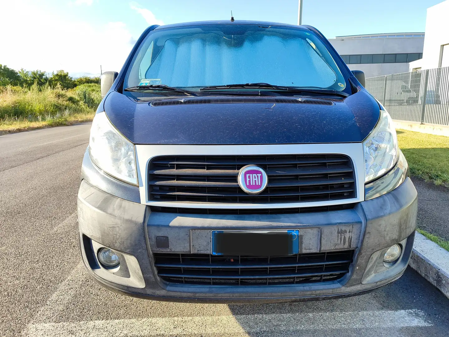 Fiat Scudo 2.0 Mjet Panorama Passo lungo 9 posti Grigio - 1
