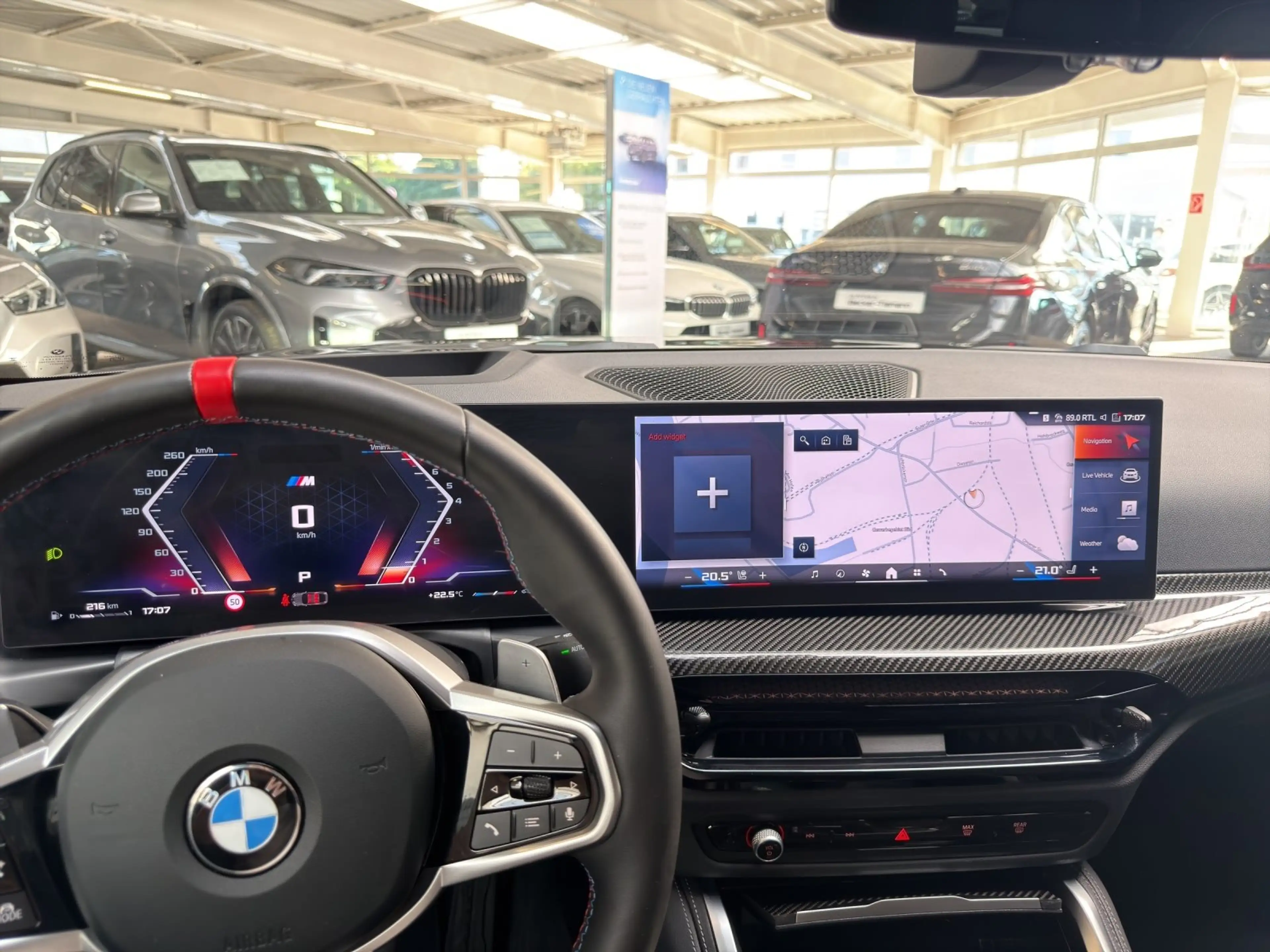 BMW M4 40i xDrive Glasdach/ M Sport Pro/ AHK/ HK Sound — photo 15