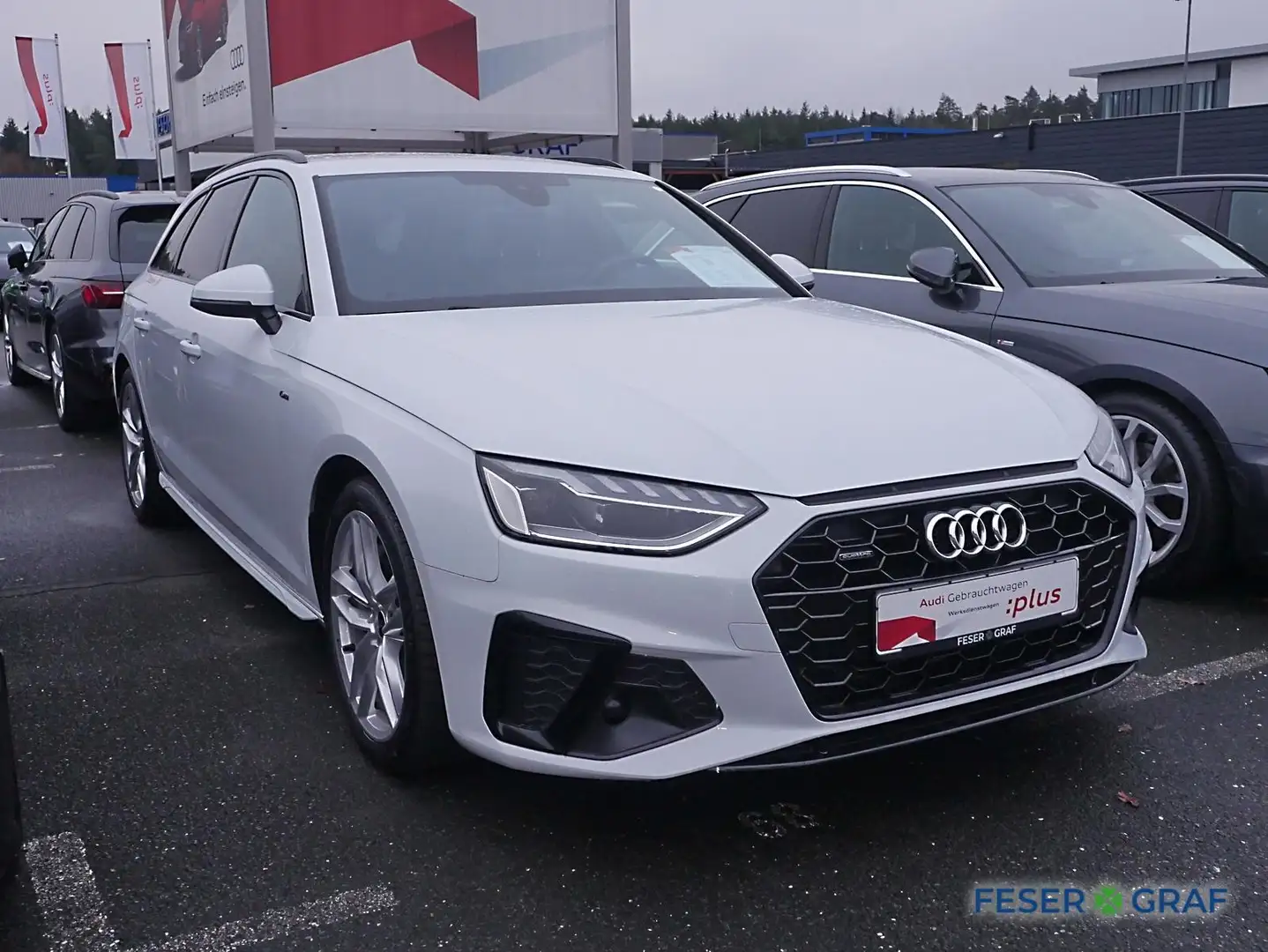 Audi A4 Avant 45 TFSI qu S Line Navi,LED,Leder,AHK Weiß - 2
