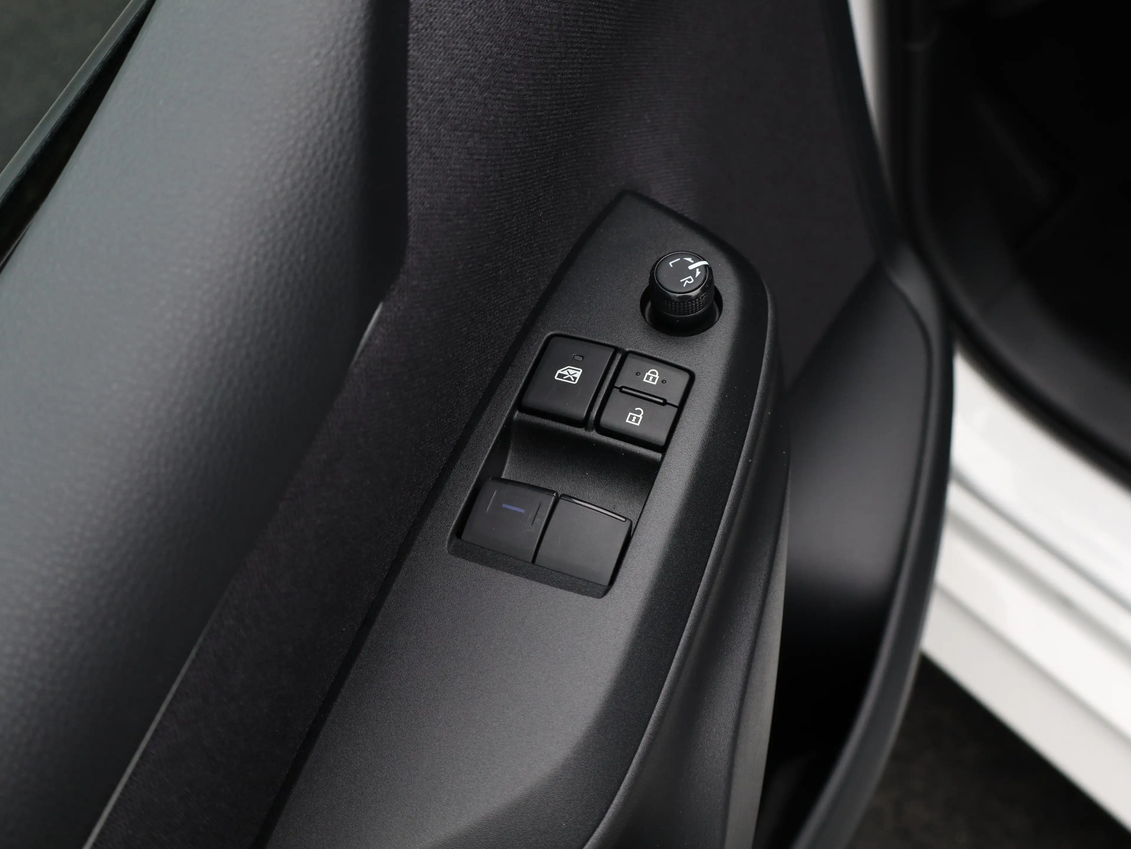 Toyota Yaris 1.5 Hybrid Active | Achteruitrijcamera | Airco (au — photo 26