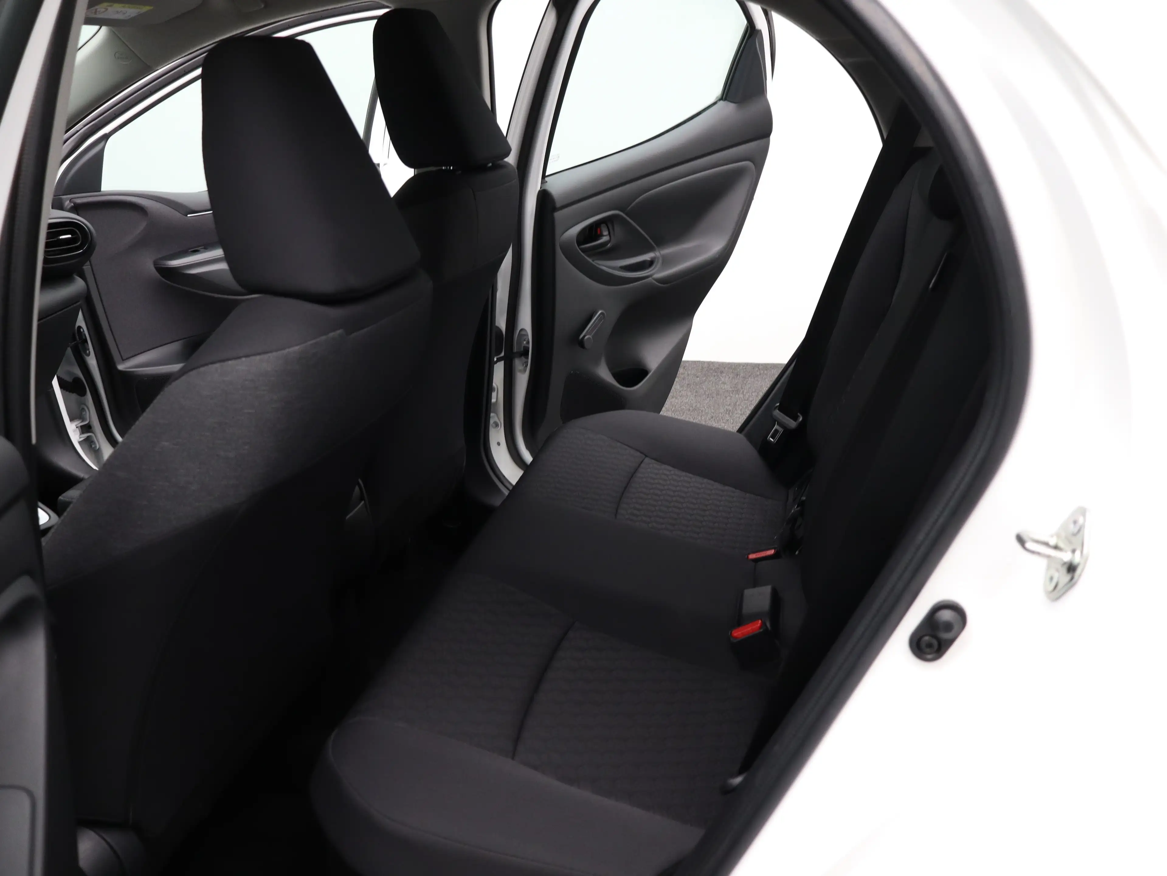 Toyota Yaris 1.5 Hybrid Active | Achteruitrijcamera | Airco (au — photo 12